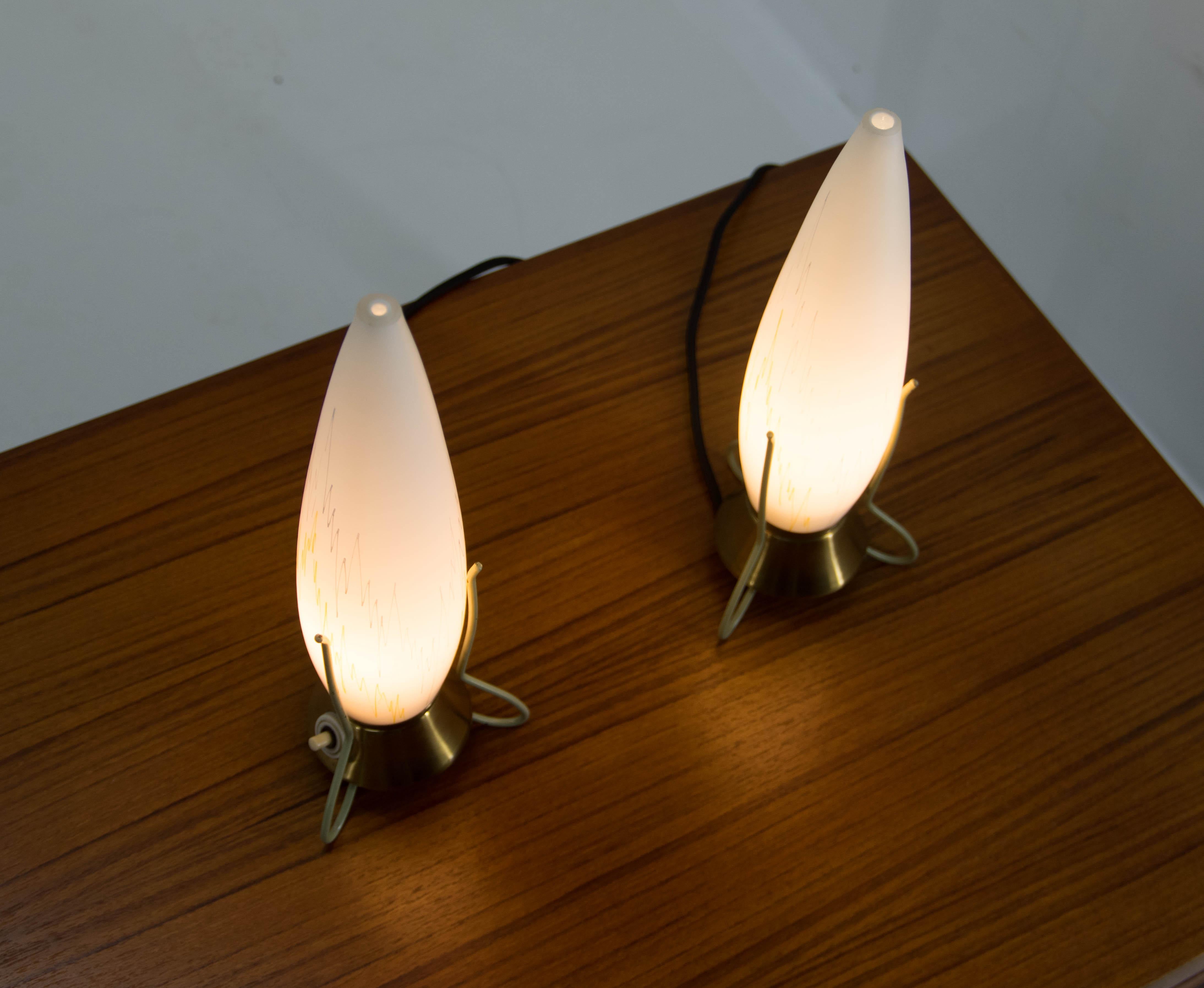 Set of Two Mid-Century Table Lamps Rockets, 1960s In Good Condition For Sale In Praha, CZ