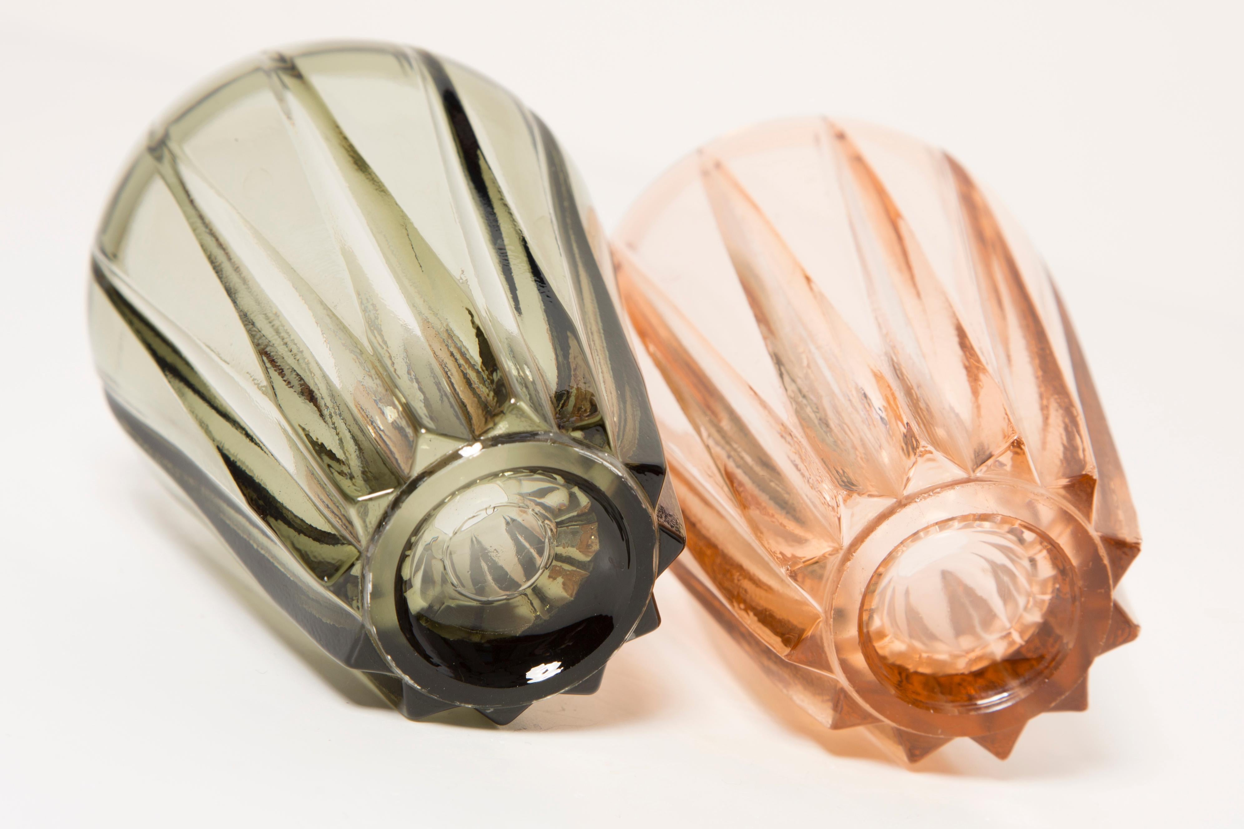 Set of Two Midcentury Vintage Gray and Pink Crystal Vases, Italy, 1960s For Sale 3