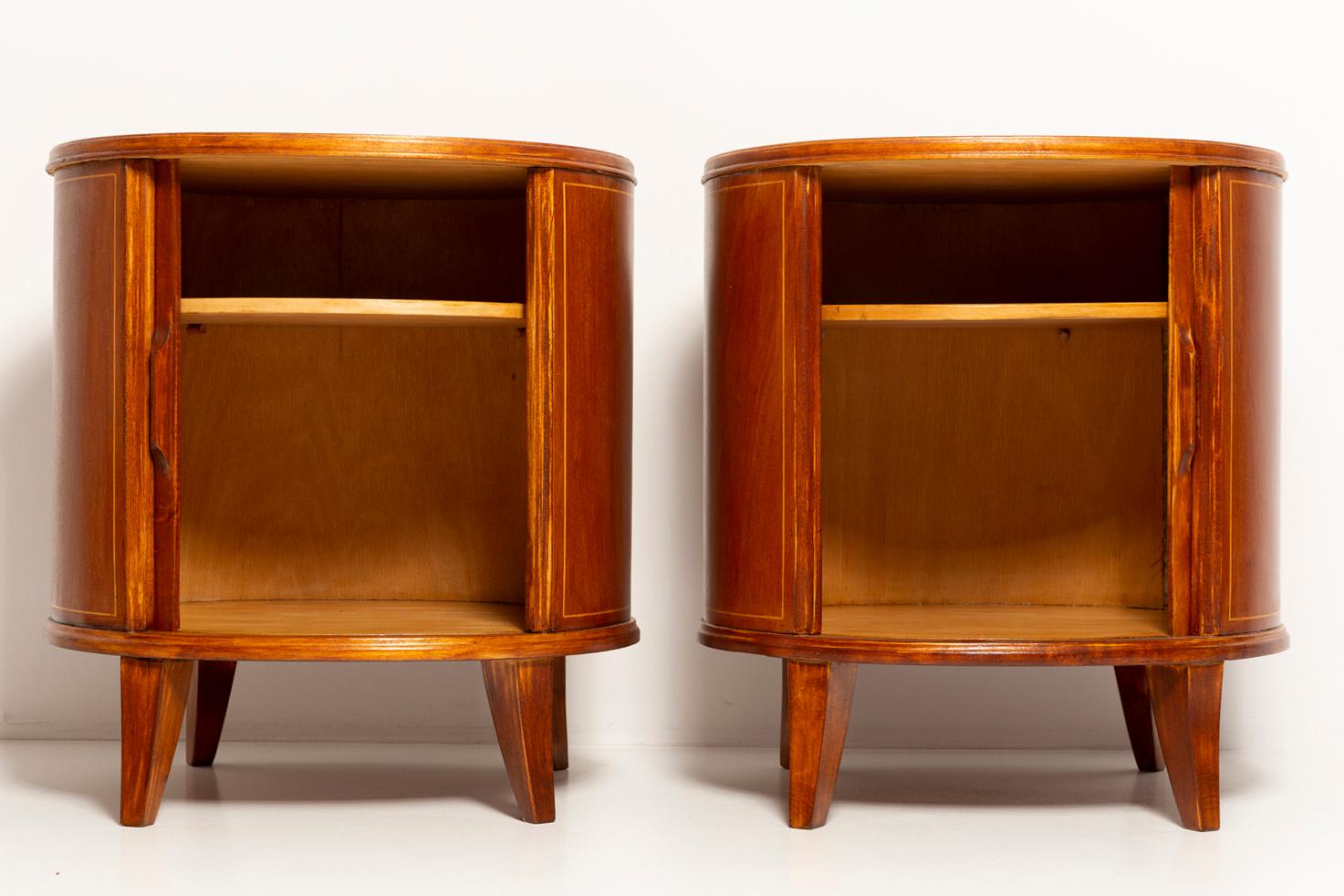 20th Century Set of Two Mid-Century Vintage Night Tables, Beech Wood, Europe, 1960s For Sale