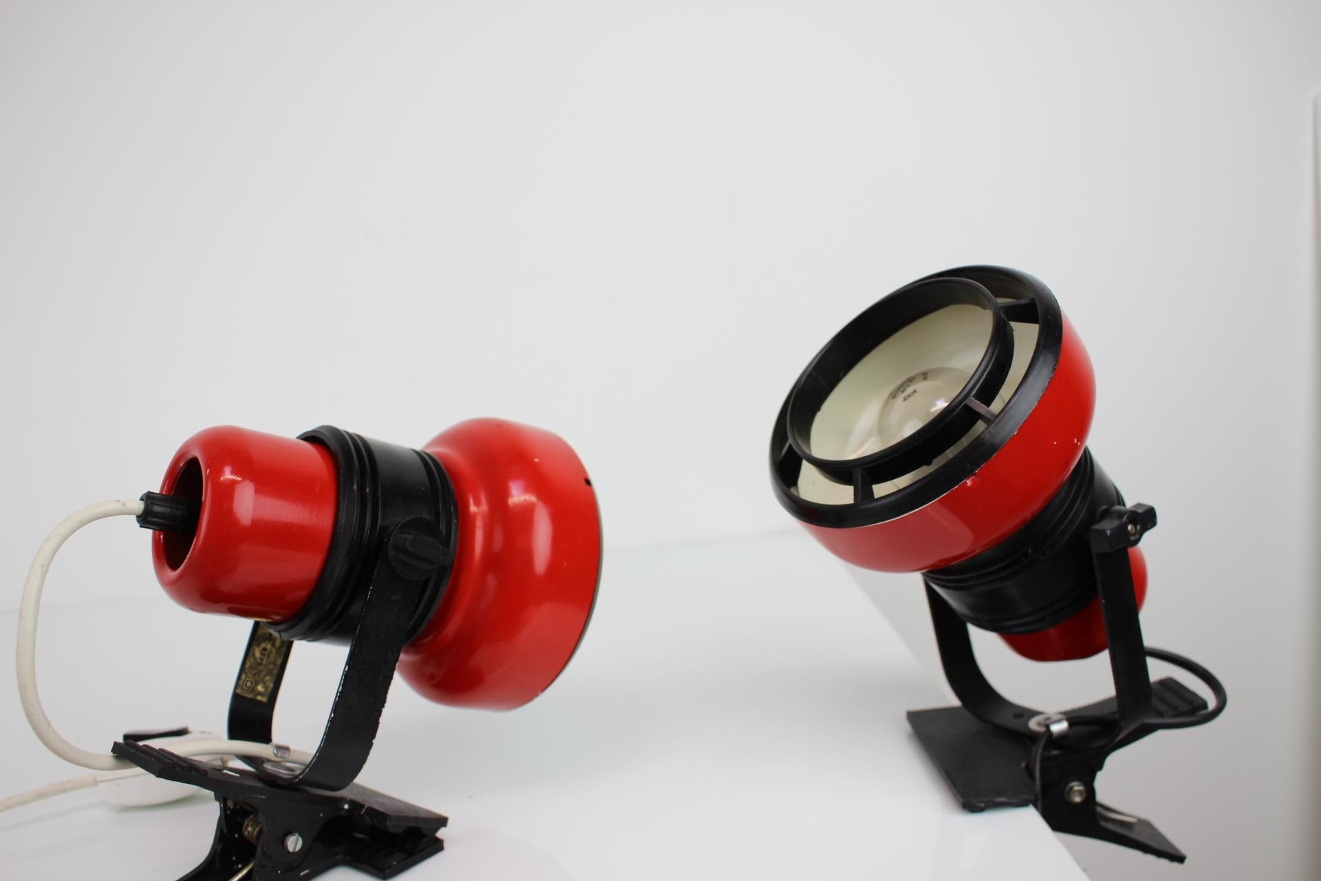 Set of Two Mid-Century Wall or Table Lamps by Elektrofem, Hungary, 1970s For Sale 1