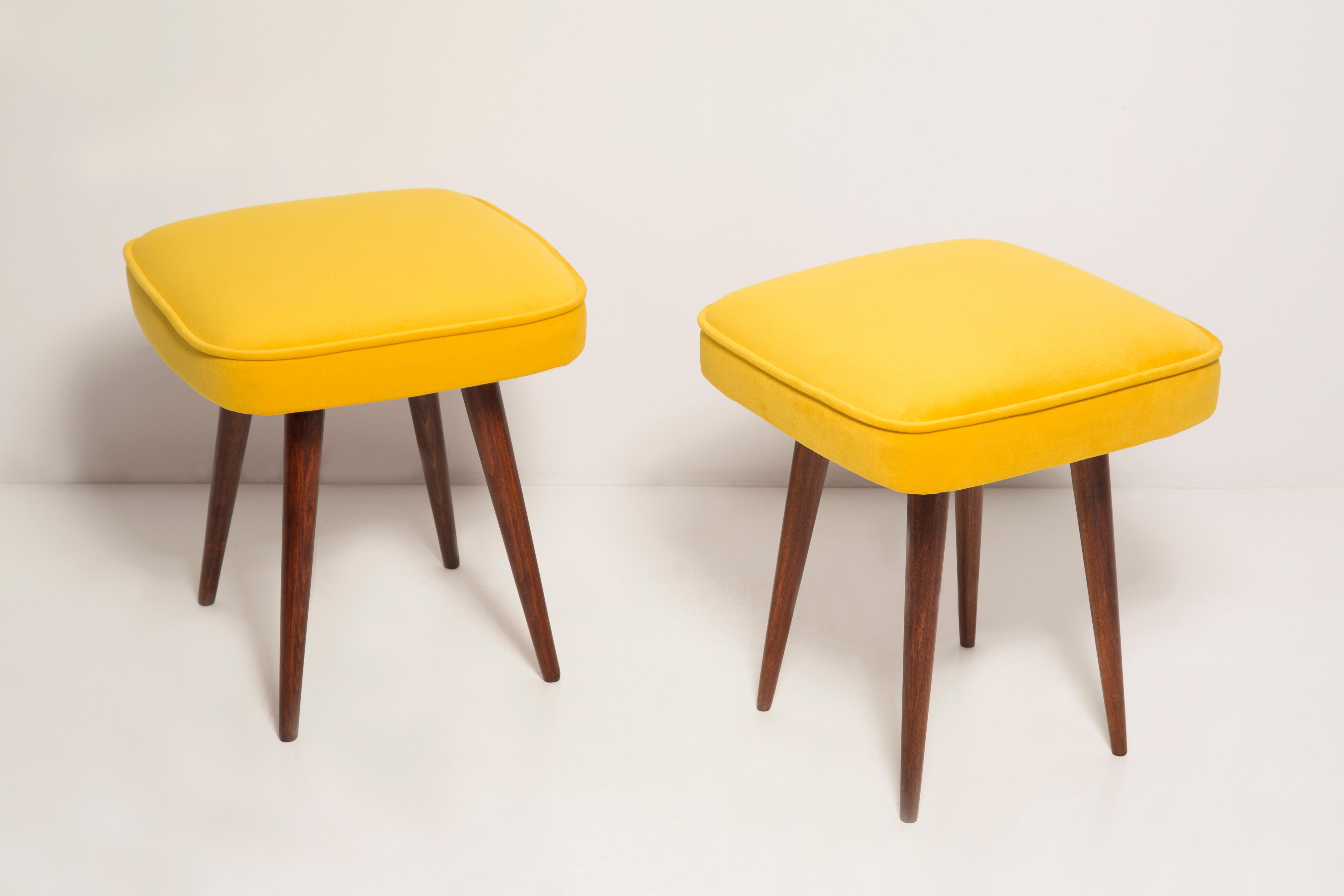 Set of Two Mid-Century Yellow Velvet Foot Stools, Europe, 1960s For Sale 2