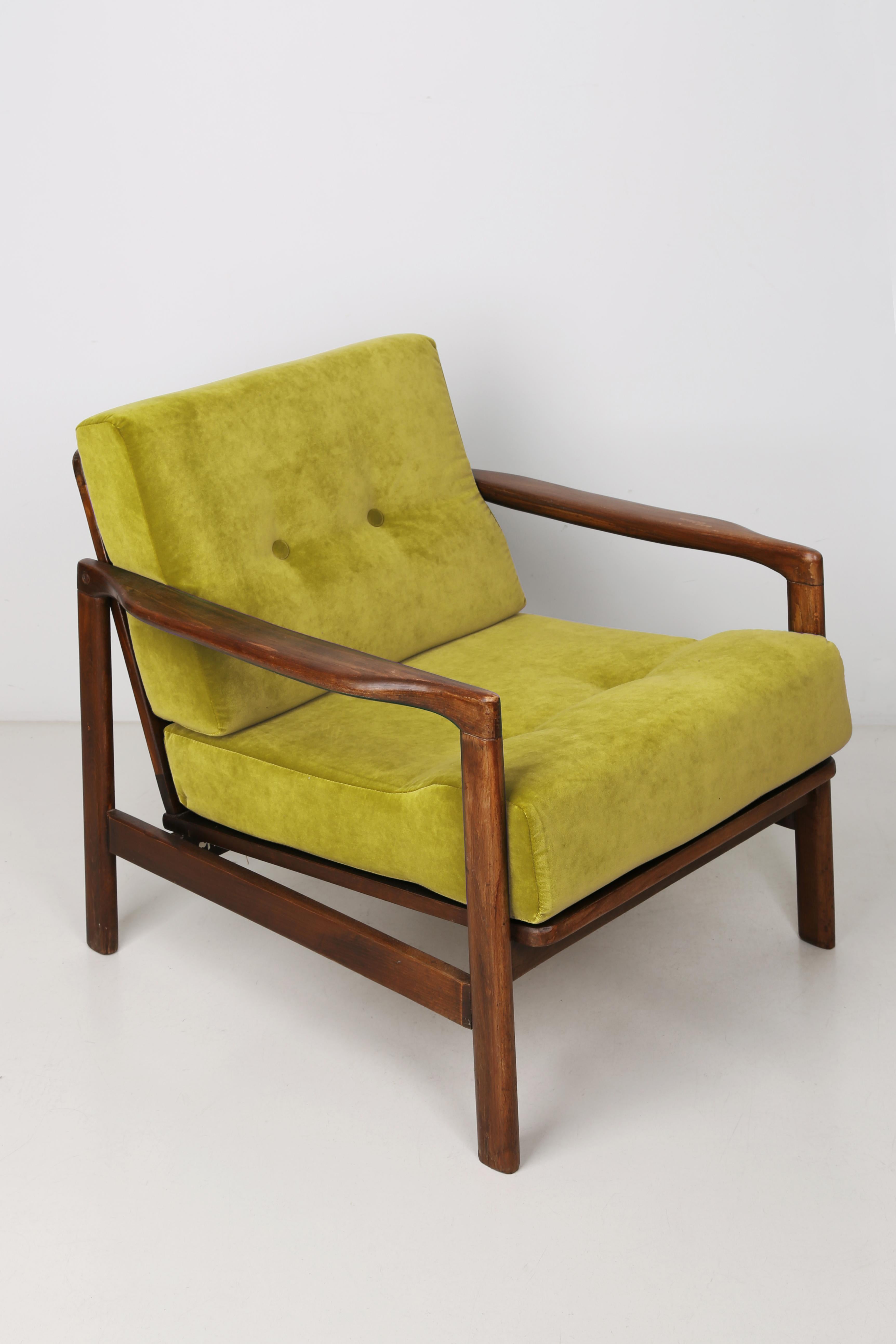Mid-Century Modern Set of Two Midcentury Lemon Velvet Armchairs, Zenon Baczyk, 1960s For Sale
