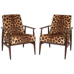 Set of Two Midcentury Leopard Print Velvet Dante Armchairs, H. Lis, 1960s