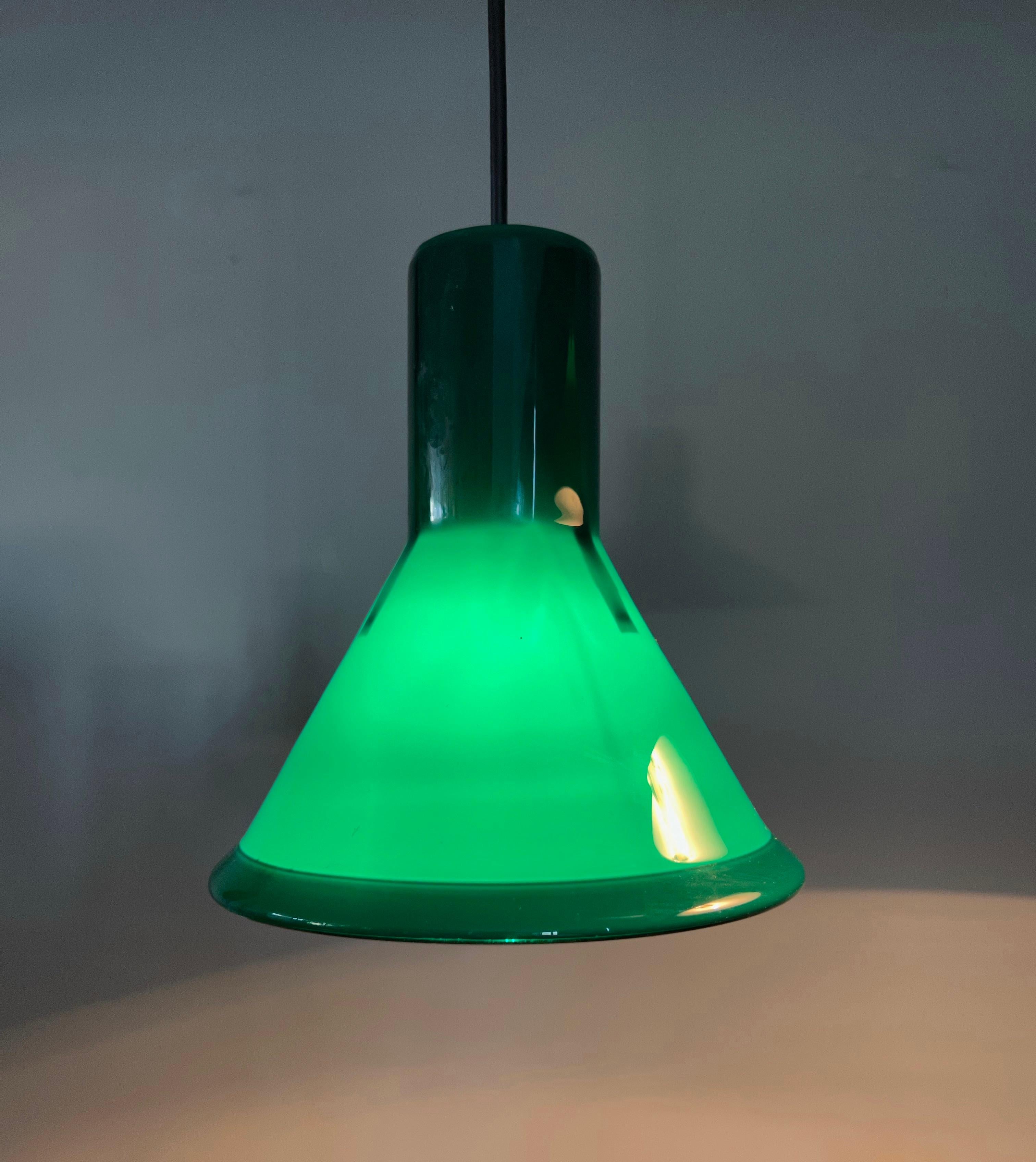 Set of Two Midcentury Made Green Glass Pendants by Michael Bang for Holmegaard In Excellent Condition For Sale In Lisse, NL