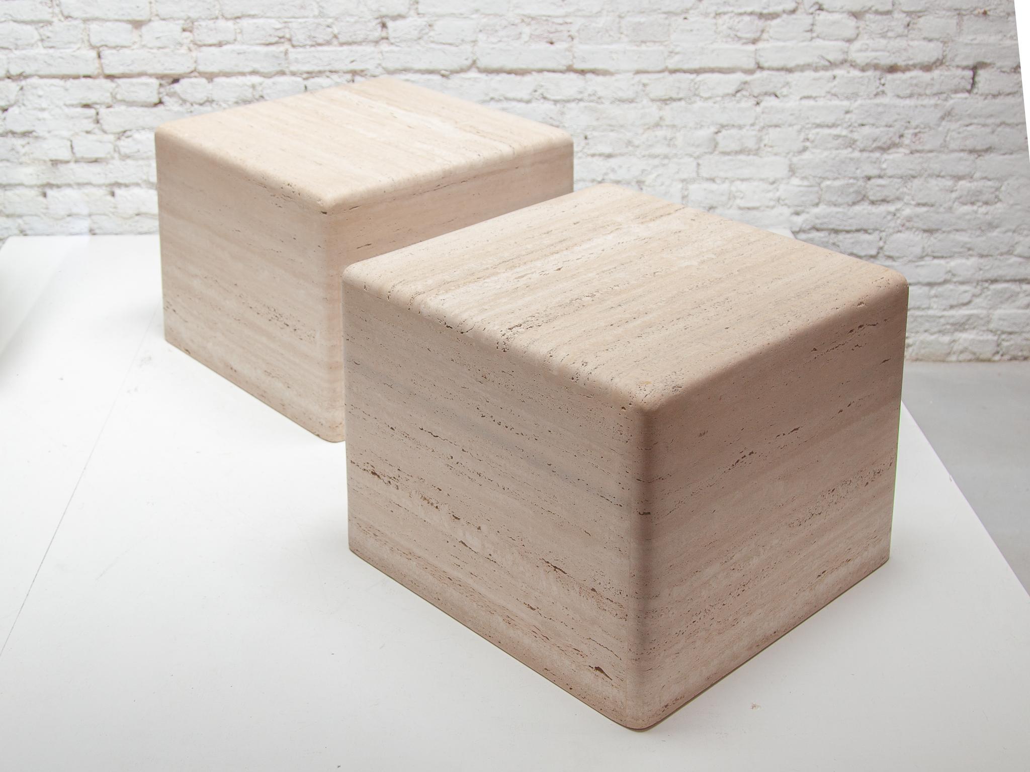 Set of Two MidCentury Modern Italian Travertine Marble Pedestals or Side Tables  For Sale 10