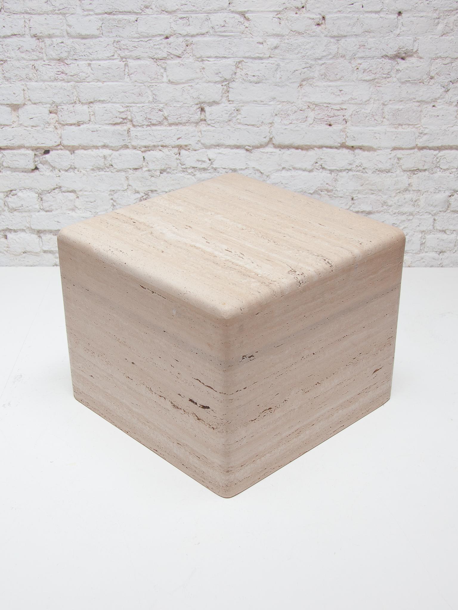 Set of Two MidCentury Modern Italian Travertine Marble Pedestals or Side Tables  For Sale 3