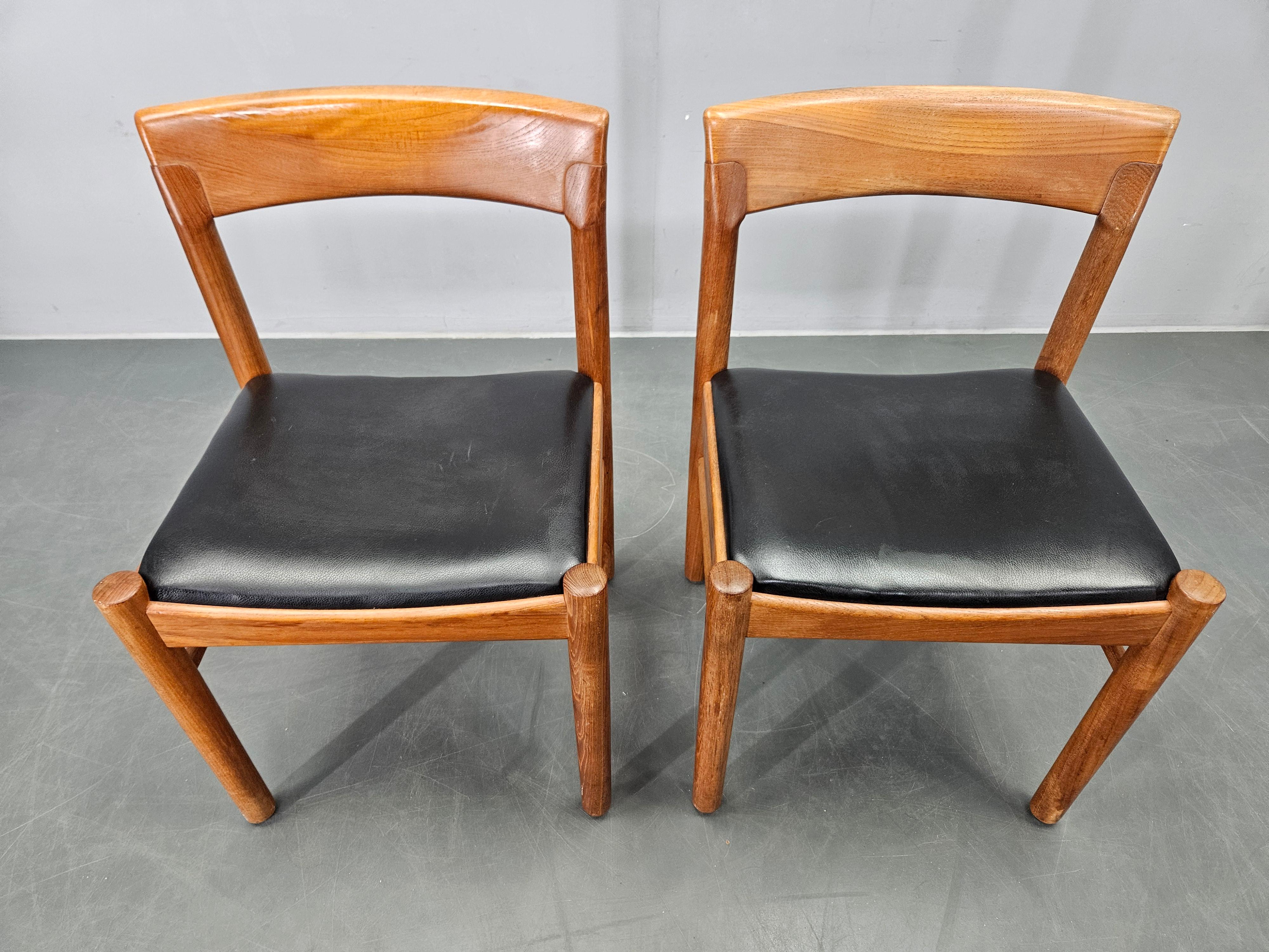 Danish Set of Two Midcentury Rare Dining Chairs Bramin, Denmark, 1960s. For Sale