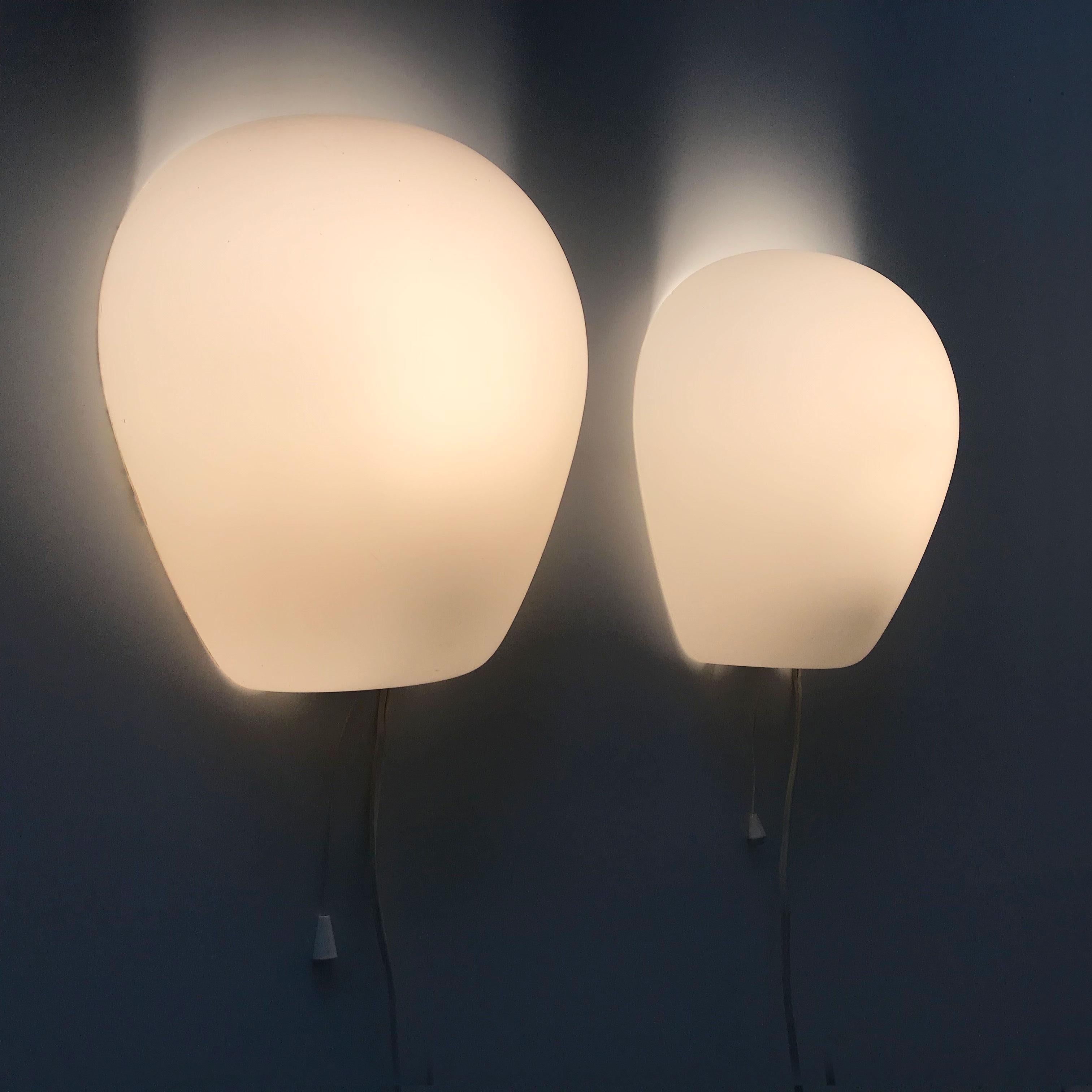 German Set of Two Midcentury Shell Wall Lamps or Sconces by Wilhelm Wagenfeld, 1950s For Sale