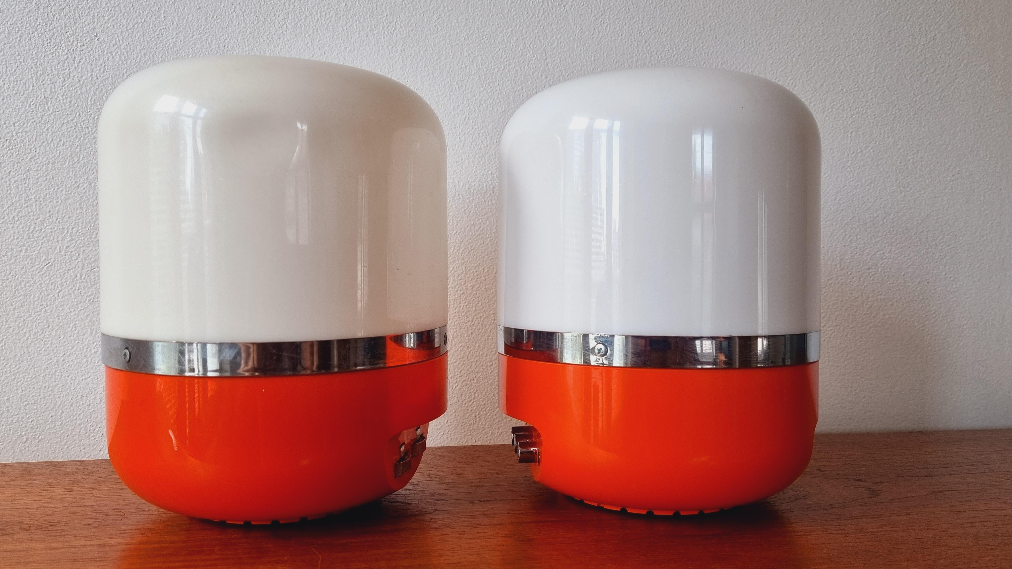Set of Two Midcentury Table Lamps, Space Age, Adriano Rampoldi, Italy, 1970s For Sale 3