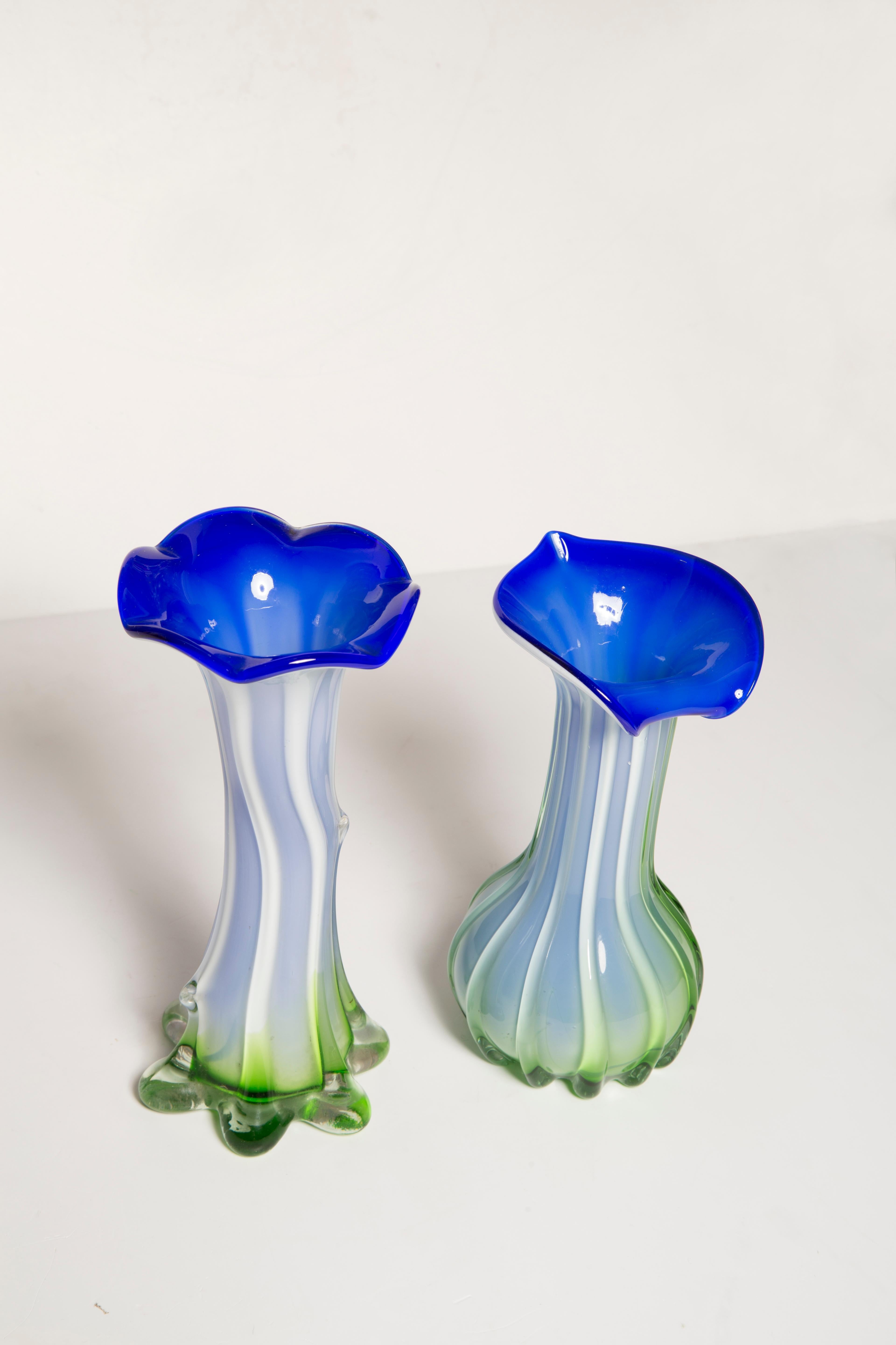 Set of Two Midcentury Vintage Green and Blue Murano Vases, Italy, 1960s For Sale 1