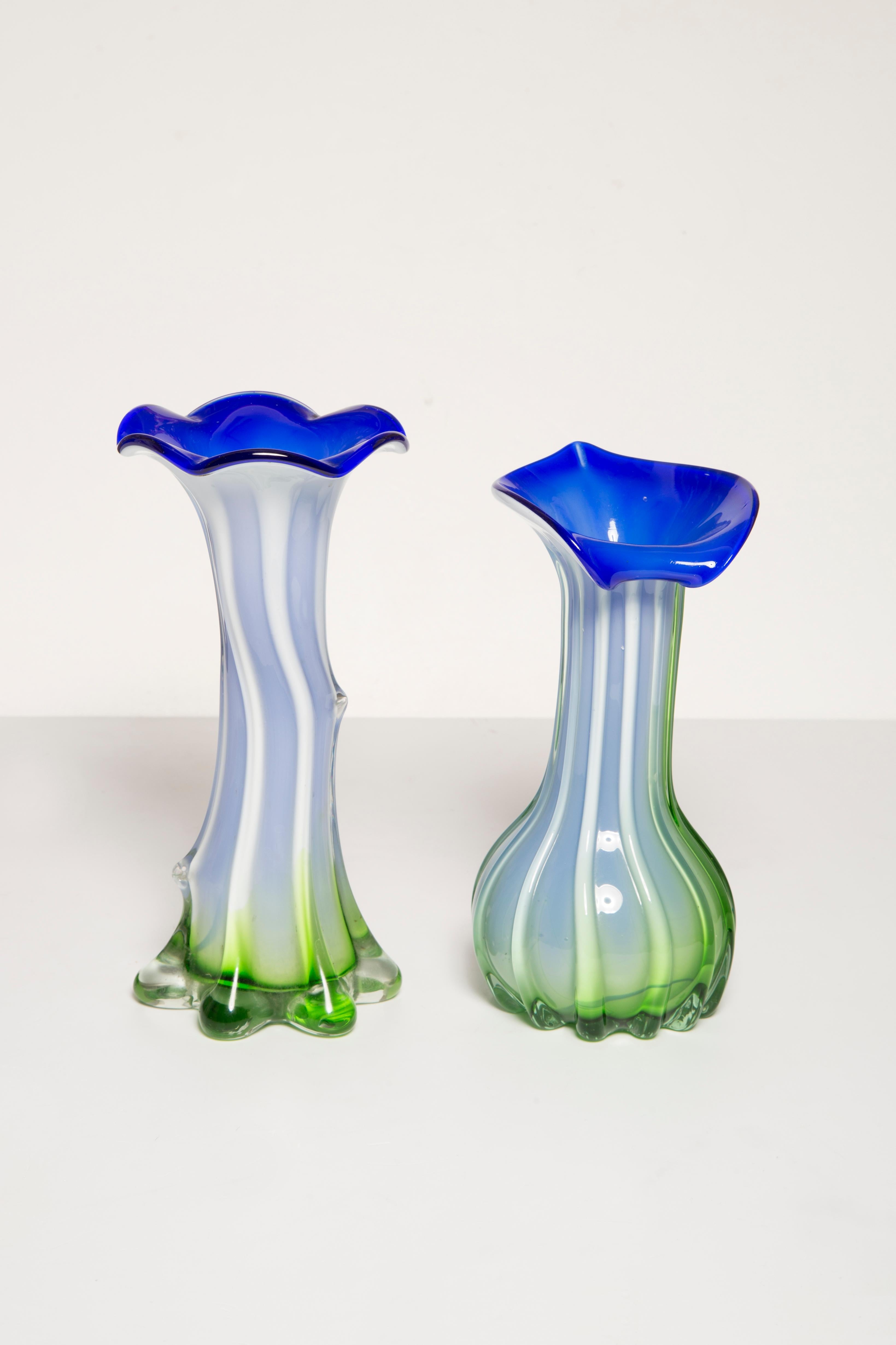 Set of Two Midcentury Vintage Green and Blue Murano Vases, Italy, 1960s For Sale 2