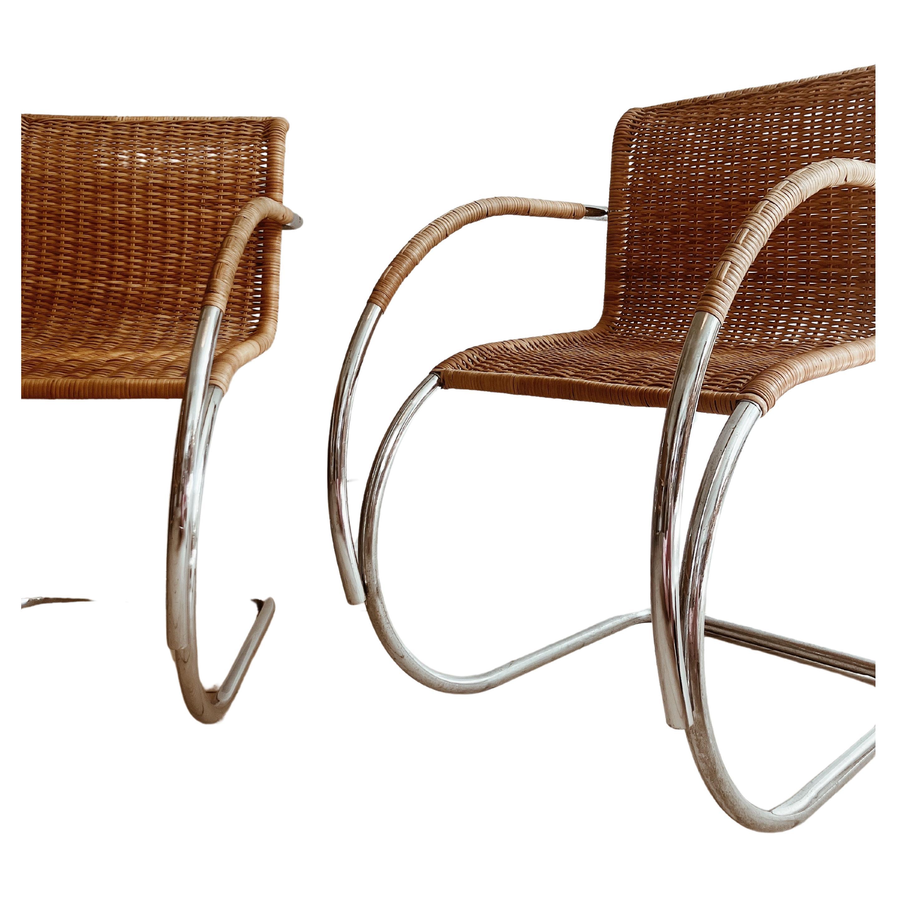 Bauhaus Set of two Mies van der Rohe MR2 chairs
