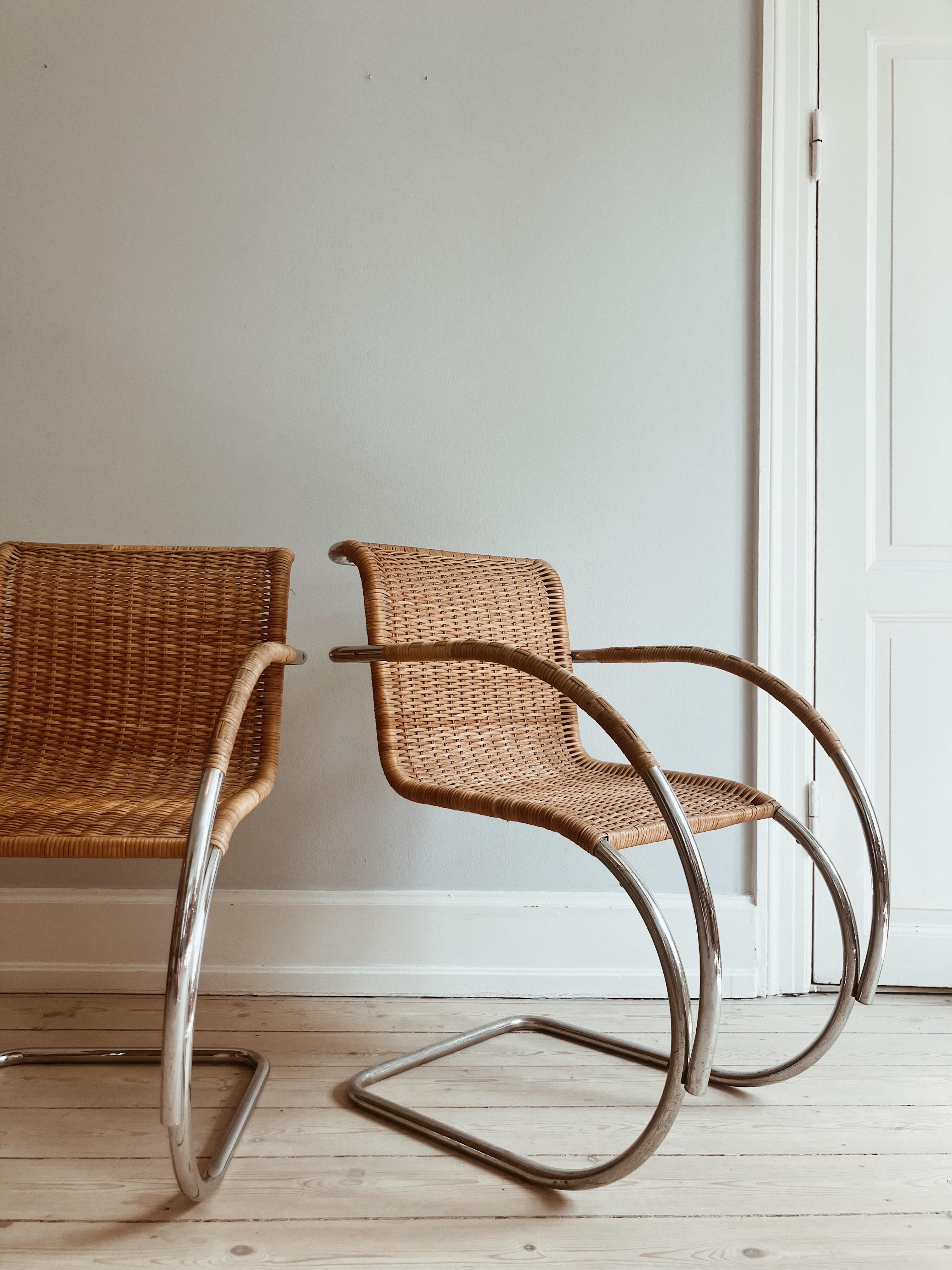 Italian Set of two Mies van der Rohe MR2 chairs