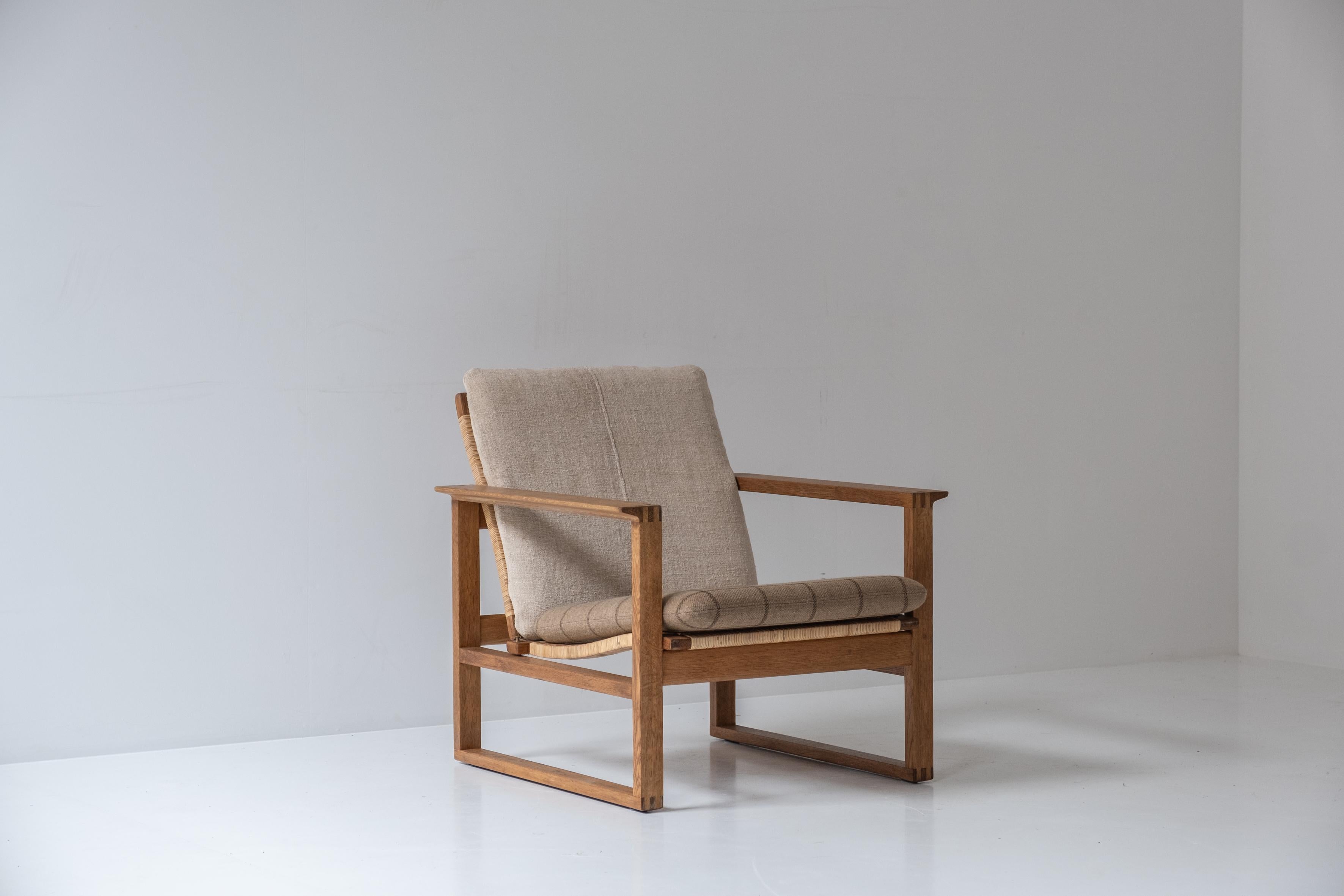 Set of two model 2256 easy chairs by Børge Mogensen for Fredericia, Denmark 1956 For Sale 3