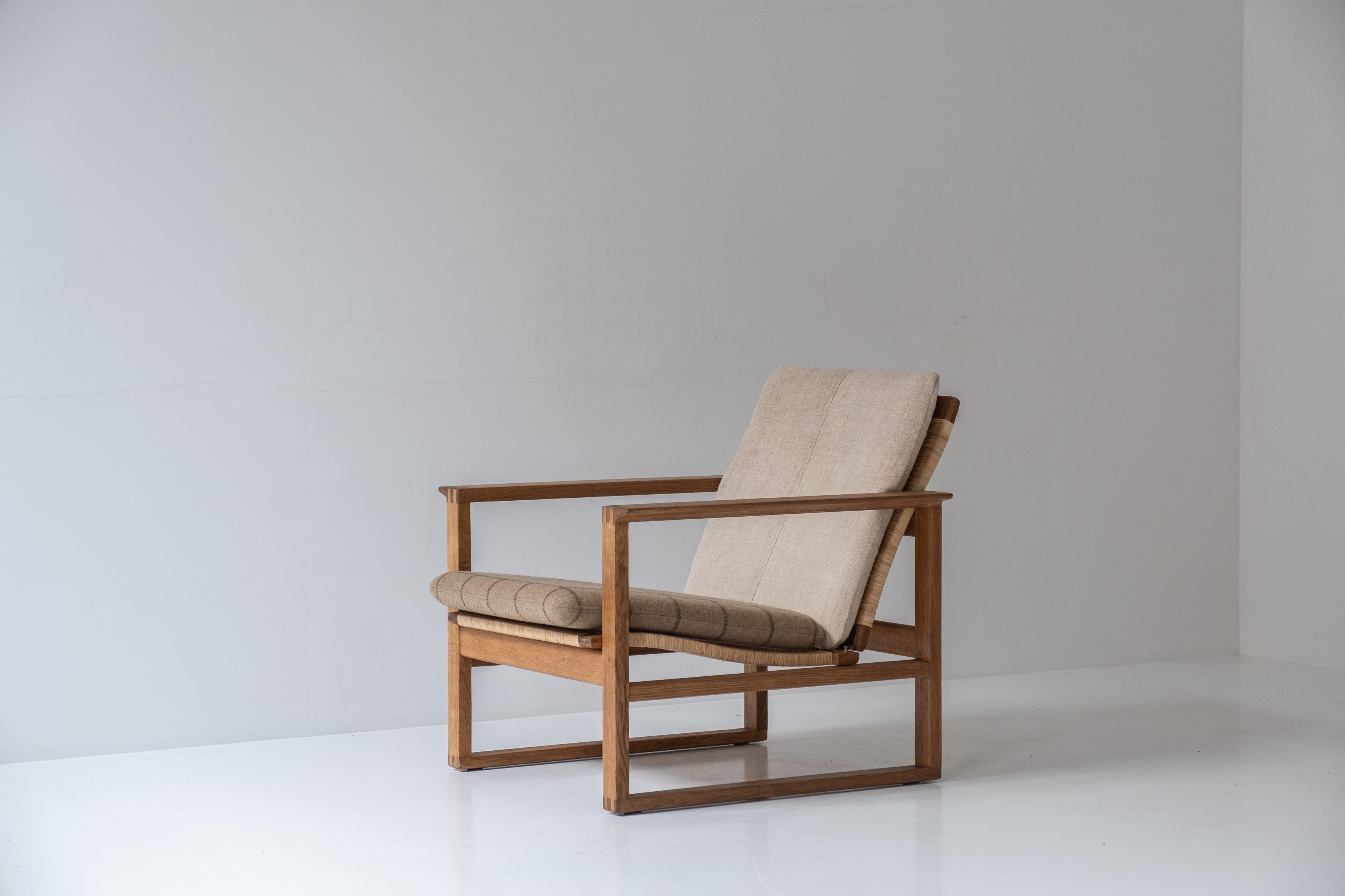Set of two model 2256 easy chairs by Børge Mogensen for Fredericia, Denmark 1956 For Sale 6