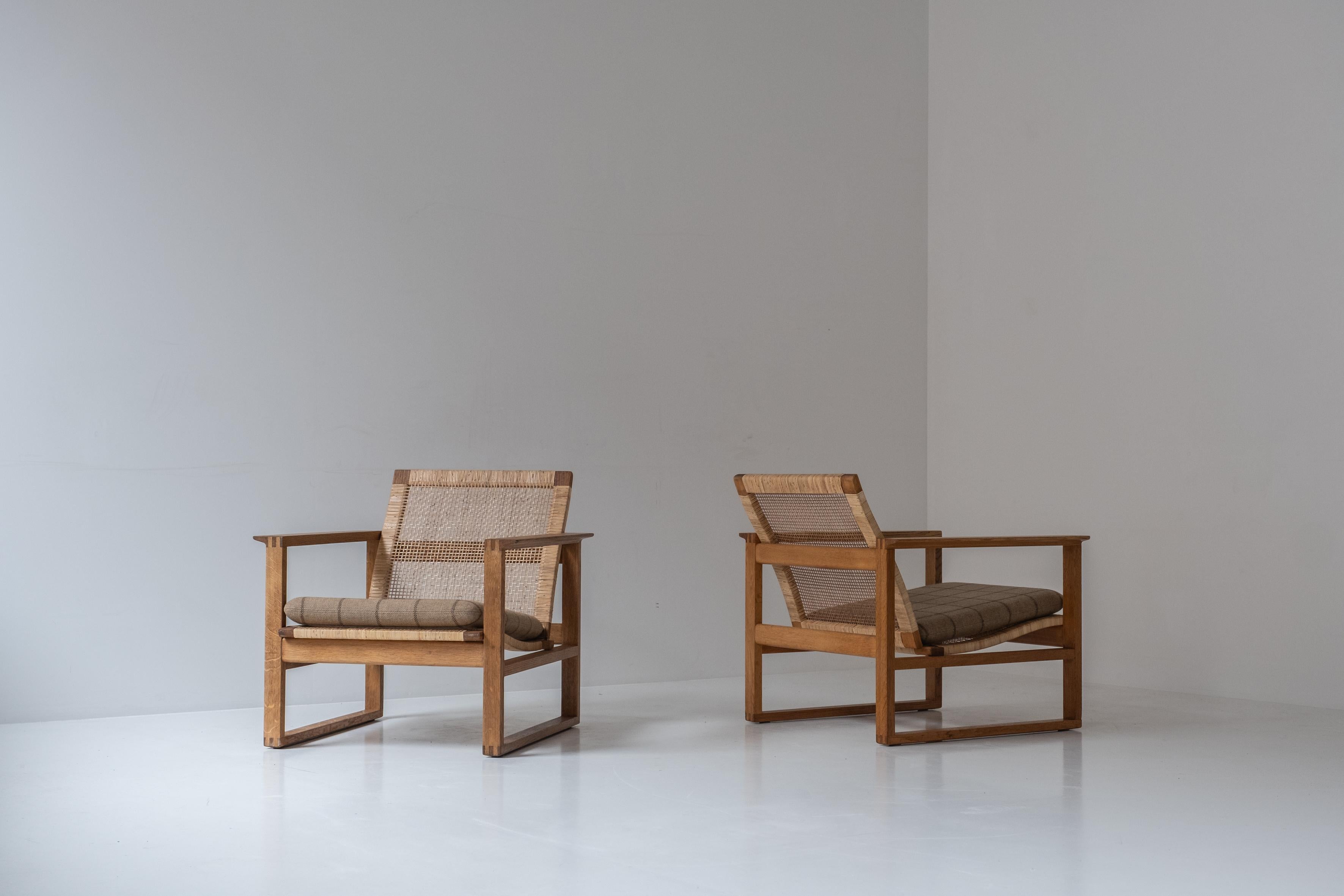 Scandinavian Modern Set of two model 2256 easy chairs by Børge Mogensen for Fredericia, Denmark 1956 For Sale