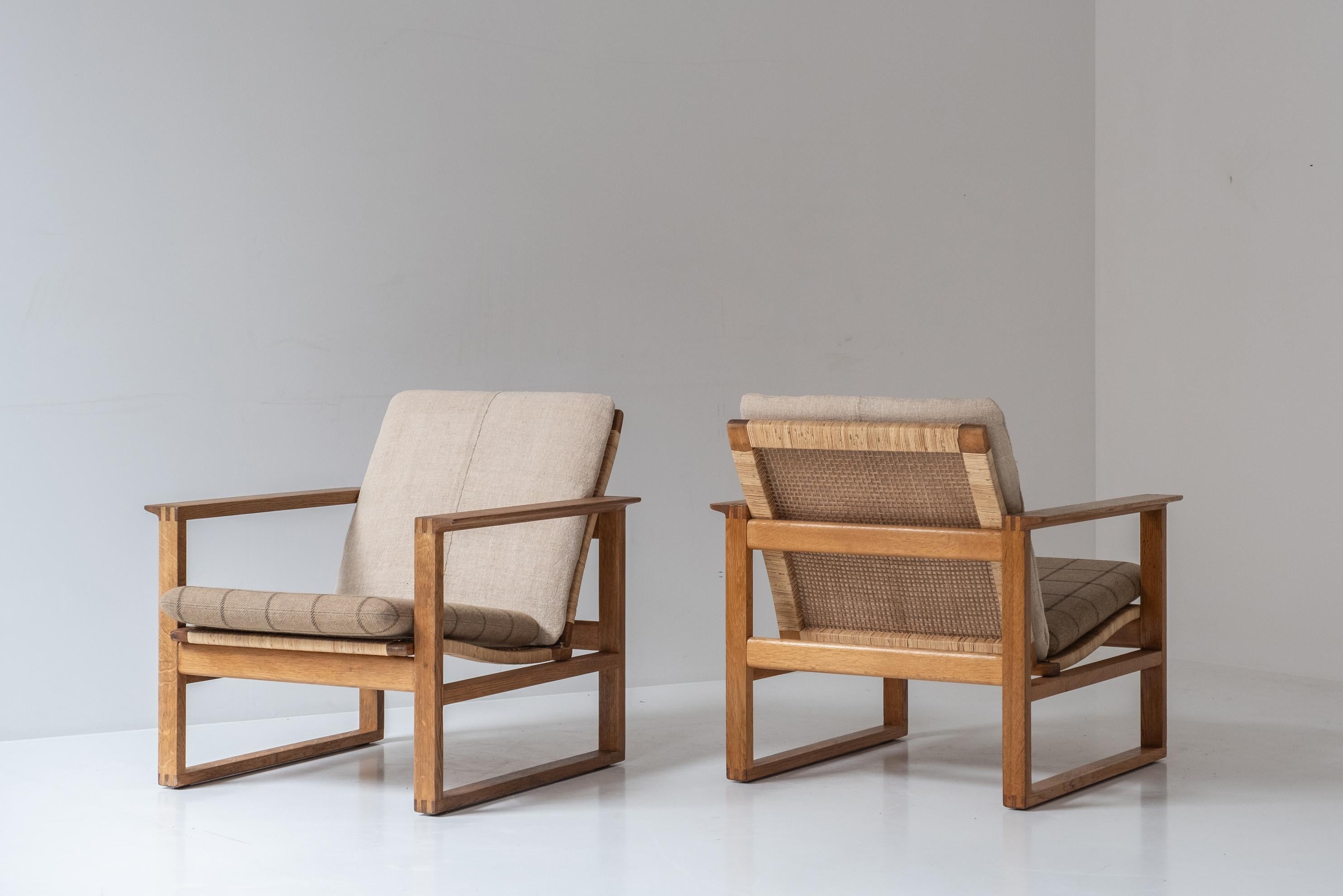 Set of two model 2256 easy chairs by Børge Mogensen for Fredericia, Denmark 1956 For Sale 1