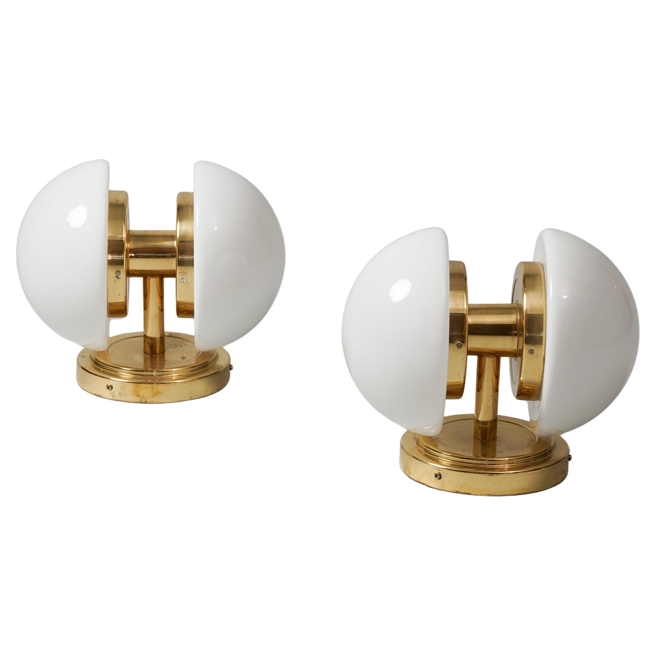 Conjunto de dos apliques Modelo Bau, Klaus Michalik, Orno Oy, 1970/1980s Escandinavo moderno en venta