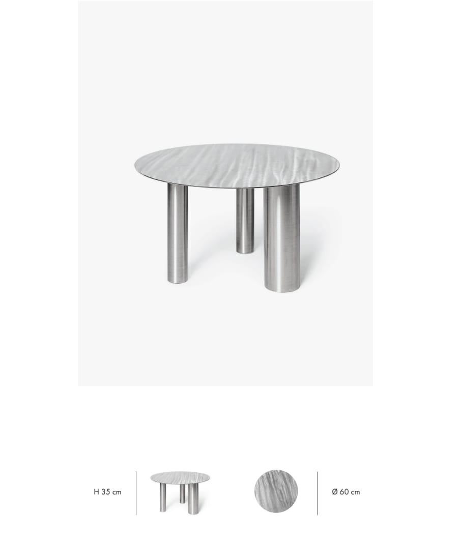 Set aus zwei modernen Couchtischen Brandt CS1 aus Edelstahl von NOOM (Gebürstet) im Angebot