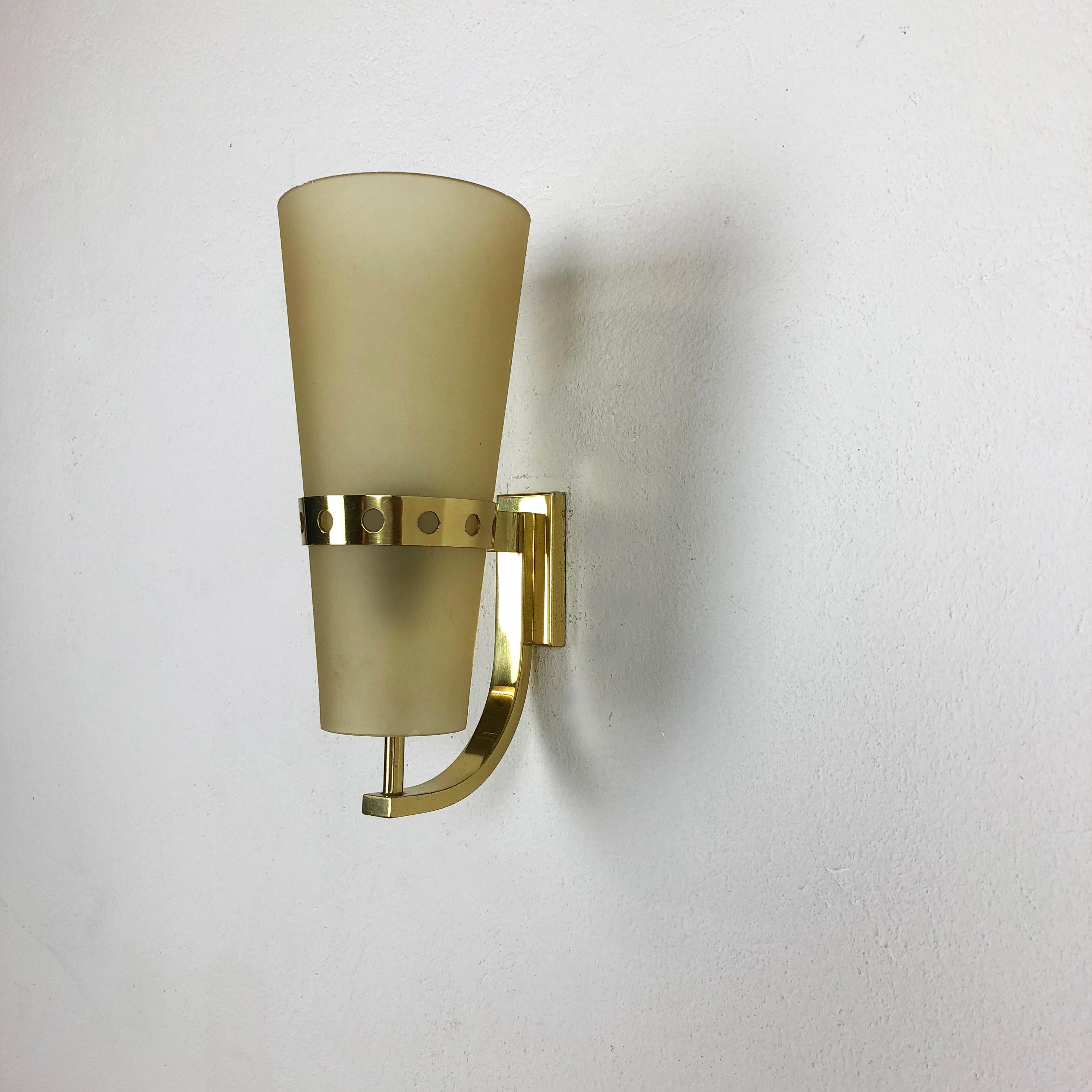 20th Century Set of Two Modernist Brass Italian Wall Lights Sconces, Italy, 1950s