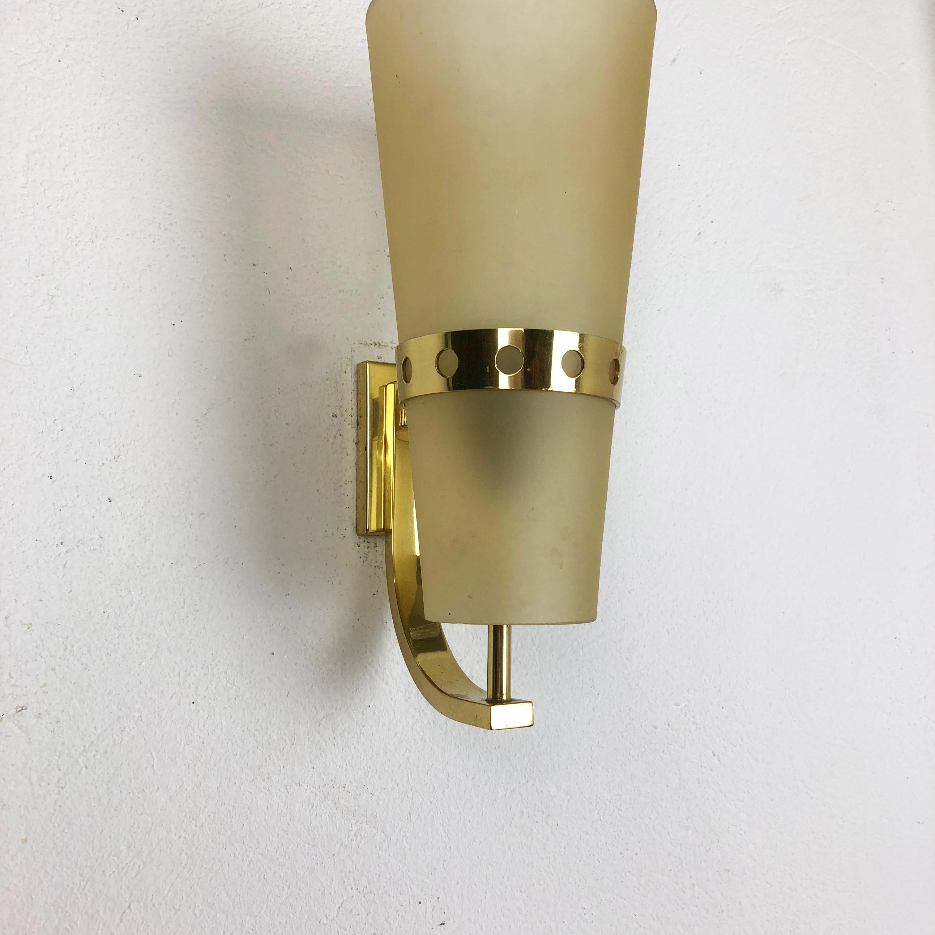 Set of Two Modernist Brass Italian Wall Lights Sconces, Italy, 1950s 1