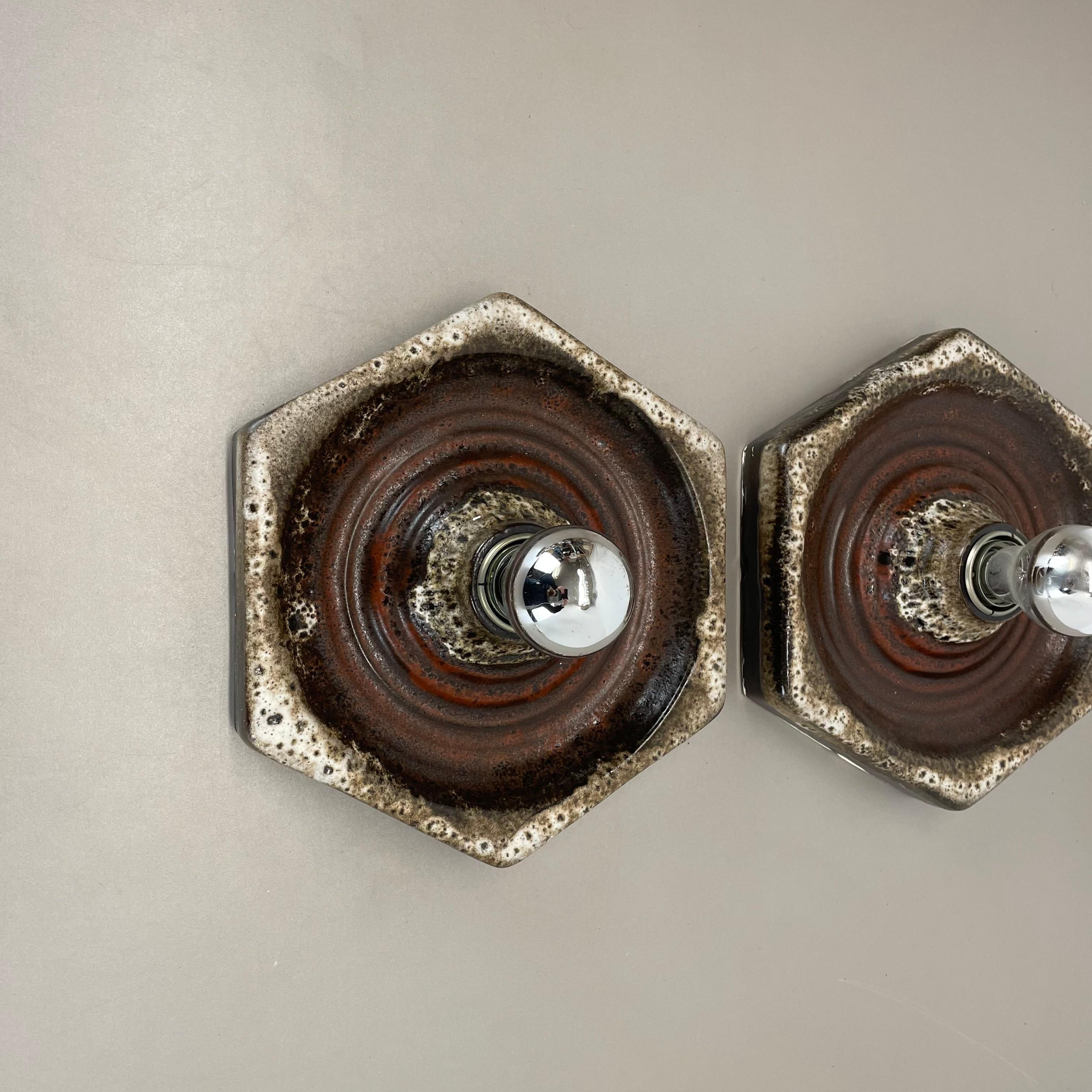 Set of Two Modernist Ceramic Fat Lava Wall Lights by Pan Ceramics, Germany 1970s In Good Condition For Sale In Kirchlengern, DE