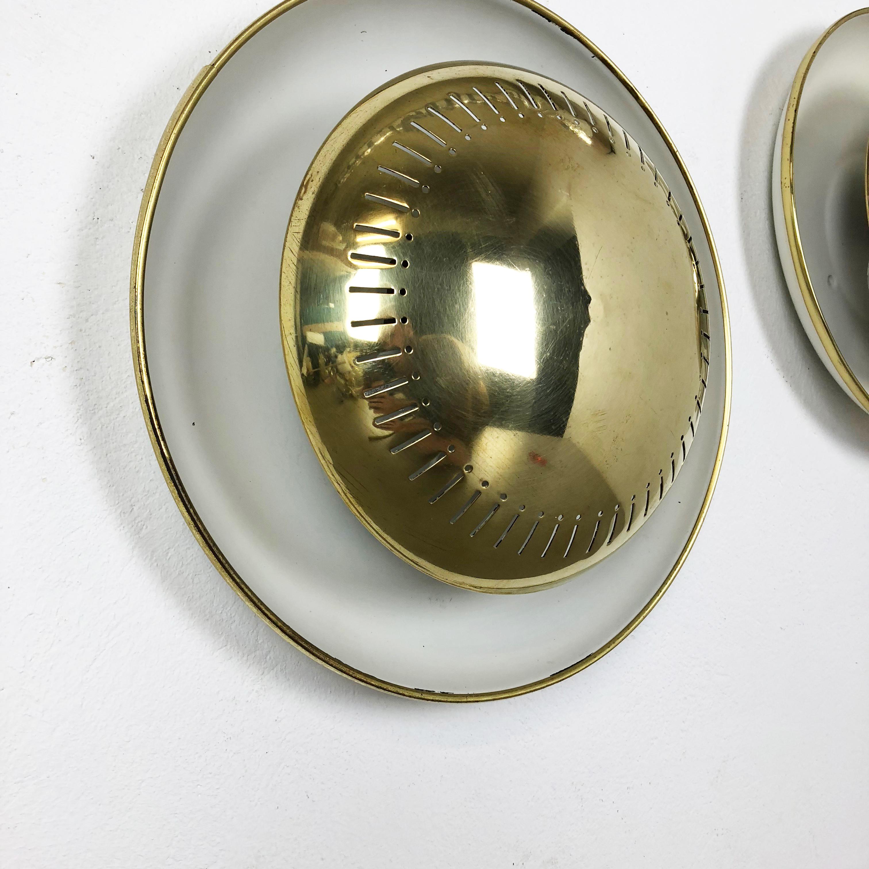Set of Two Modernist Stilnovo Style Brass Metal Sconces Wall Light, Italy, 1950s For Sale 3