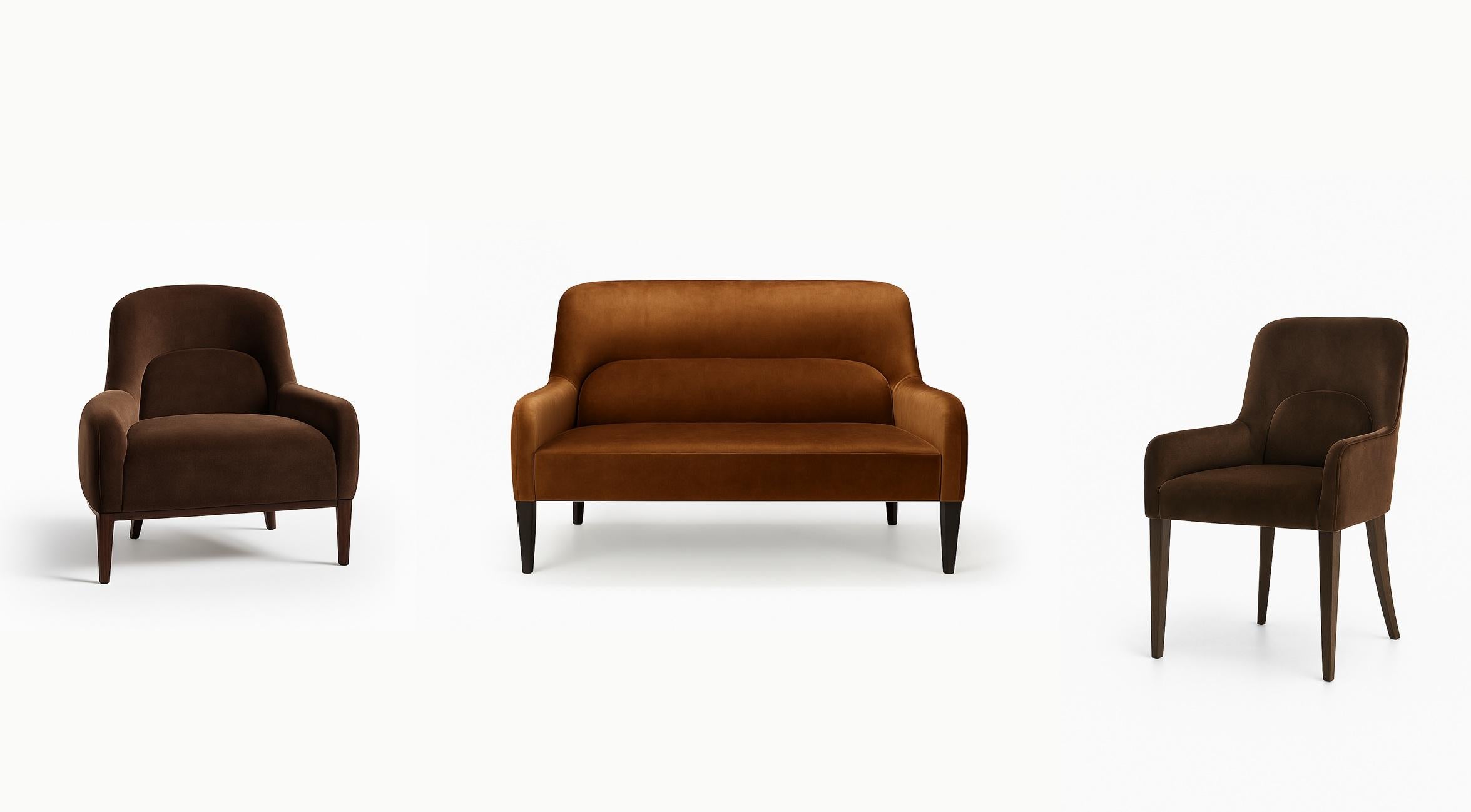Set of Two Montreux Armchairs in Retro-Style In Custom High Performance Velvet im Angebot 3