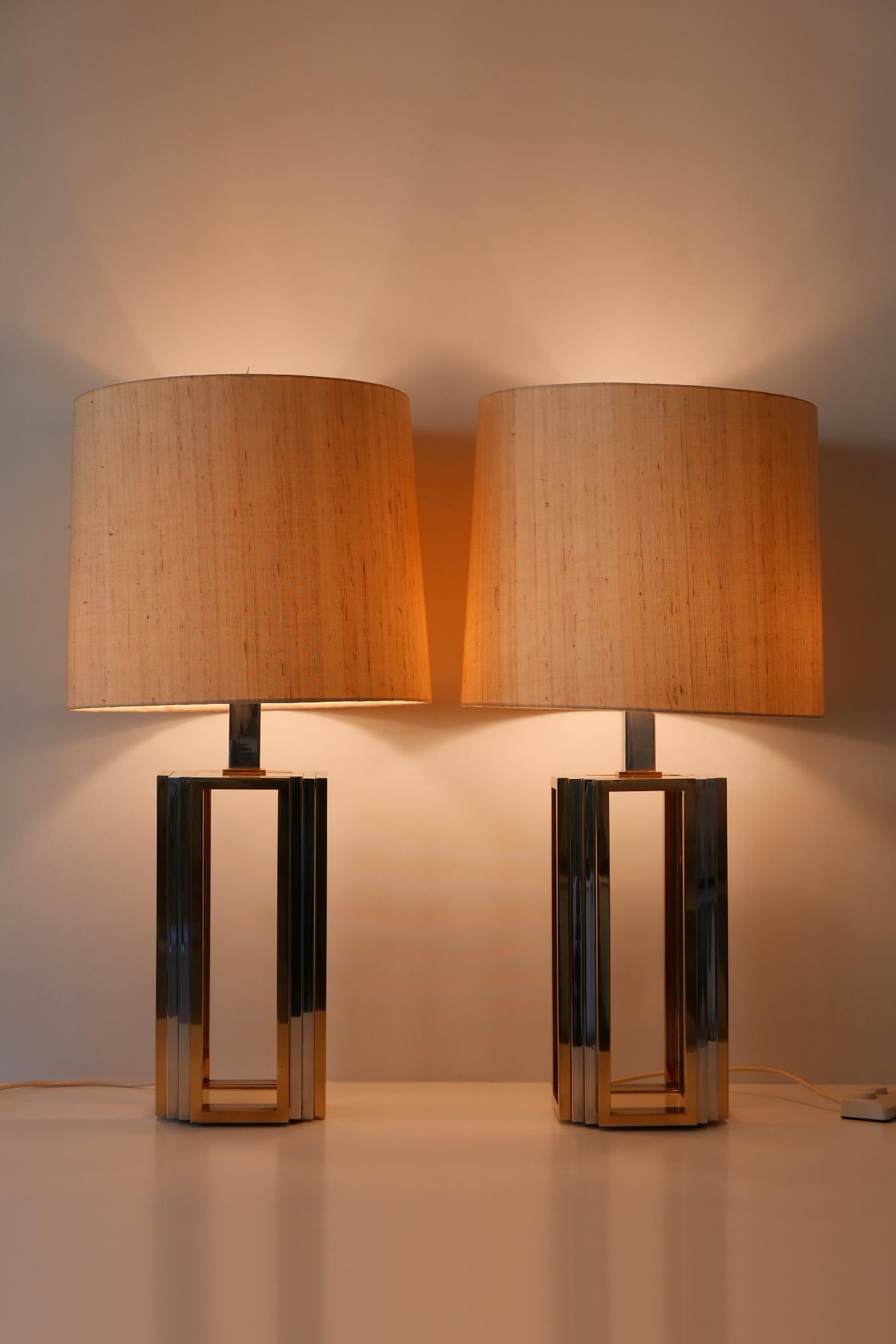 Mid-Century Modern Set of Two Monumental Bicolor Table or Floor Lamps by Romeo Rega, 1970s, Italy For Sale
