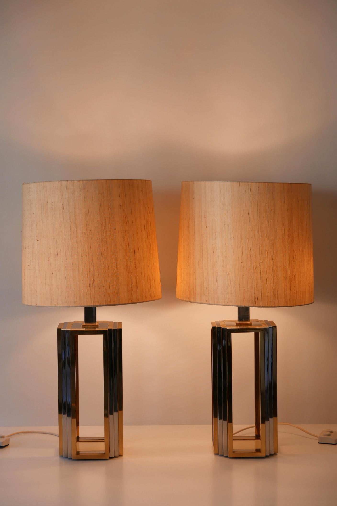 Set of Two Monumental Bicolor Table or Floor Lamps by Romeo Rega, 1970s, Italy In Good Condition For Sale In Munich, DE