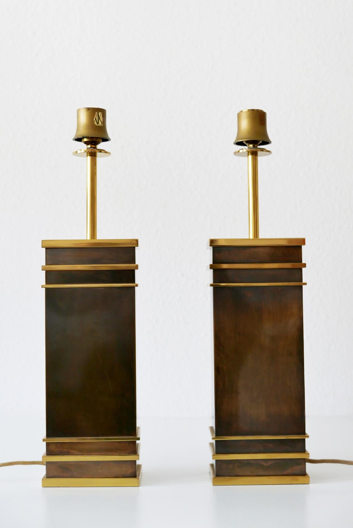 Set of Two Monumental Midcentury Table Lamps by Vereinigte Werkstätten, Germany For Sale 9