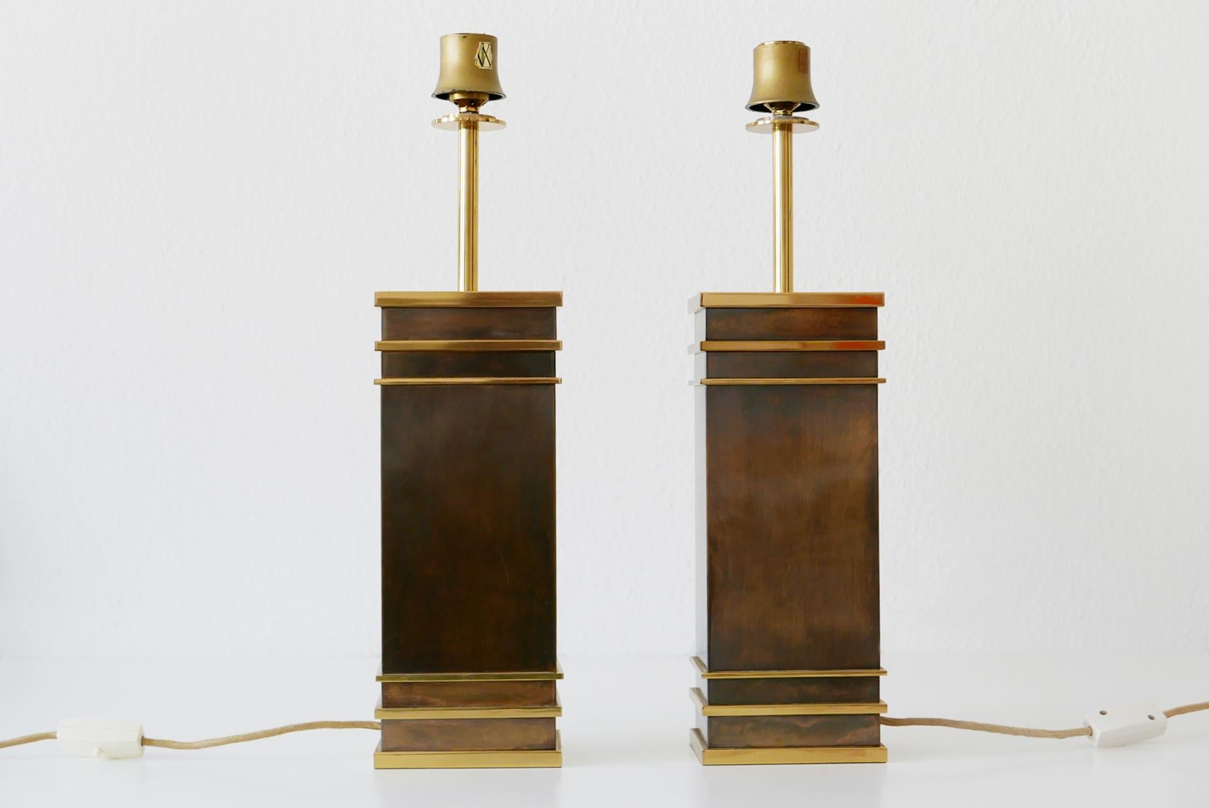 Mid-Century Modern Set of Two Monumental Midcentury Table Lamps by Vereinigte Werkstätten, Germany For Sale