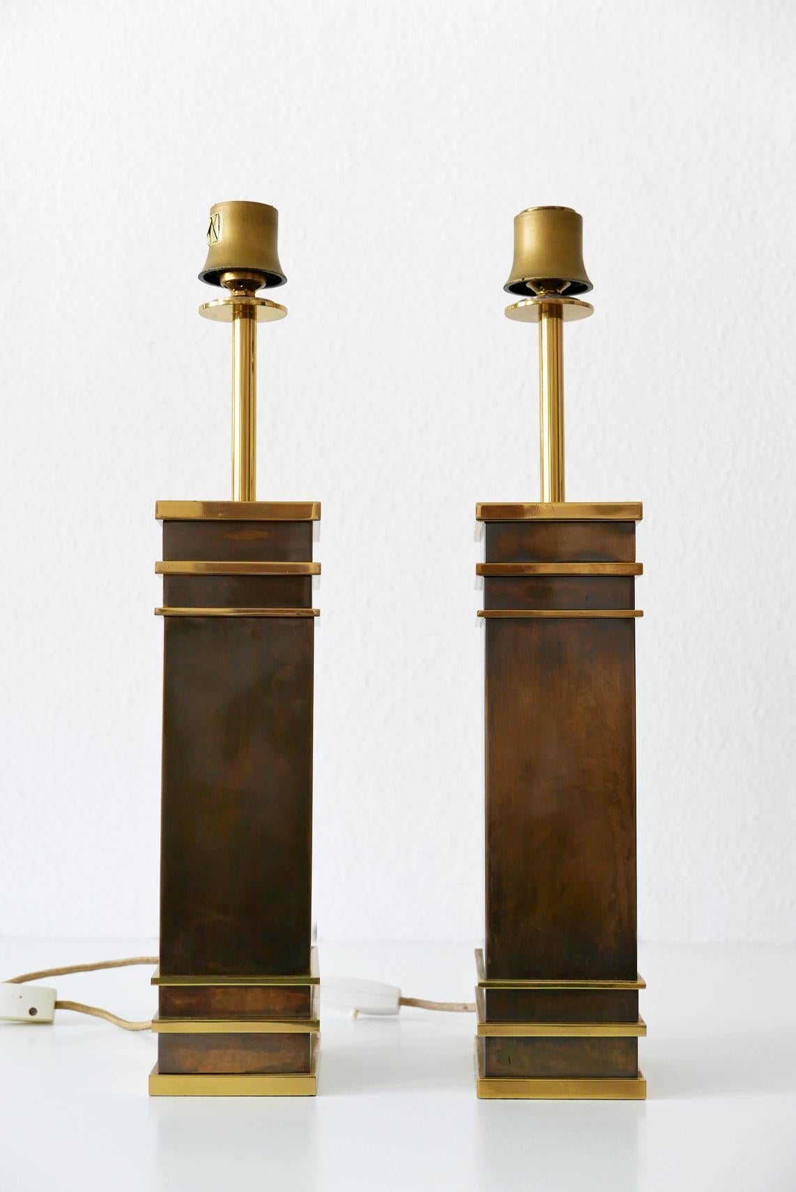 Mid-20th Century Set of Two Monumental Midcentury Table Lamps by Vereinigte Werkstätten, Germany For Sale