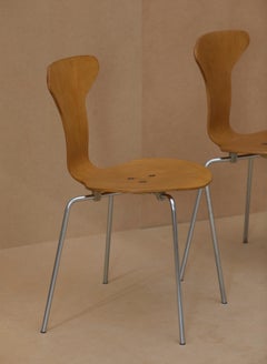 Set of two Mosquito chairs 3105 by Arne Jacobsen for Fritz Hansen circa 1969