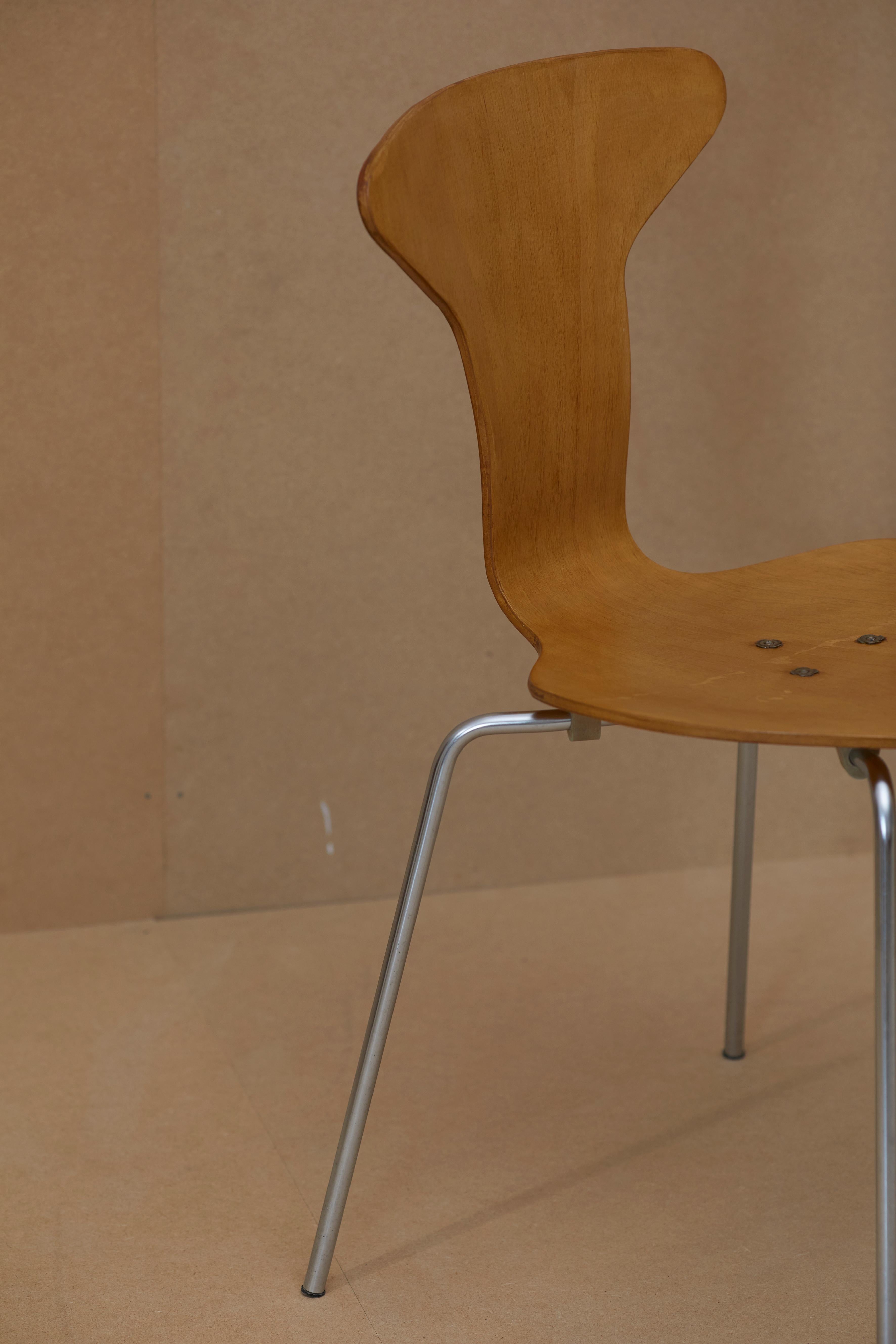 Métal Ensemble de deux chaises Mosquito 3105 par Arne Jacobsen pour Fritz Hansen circa 1969 en vente