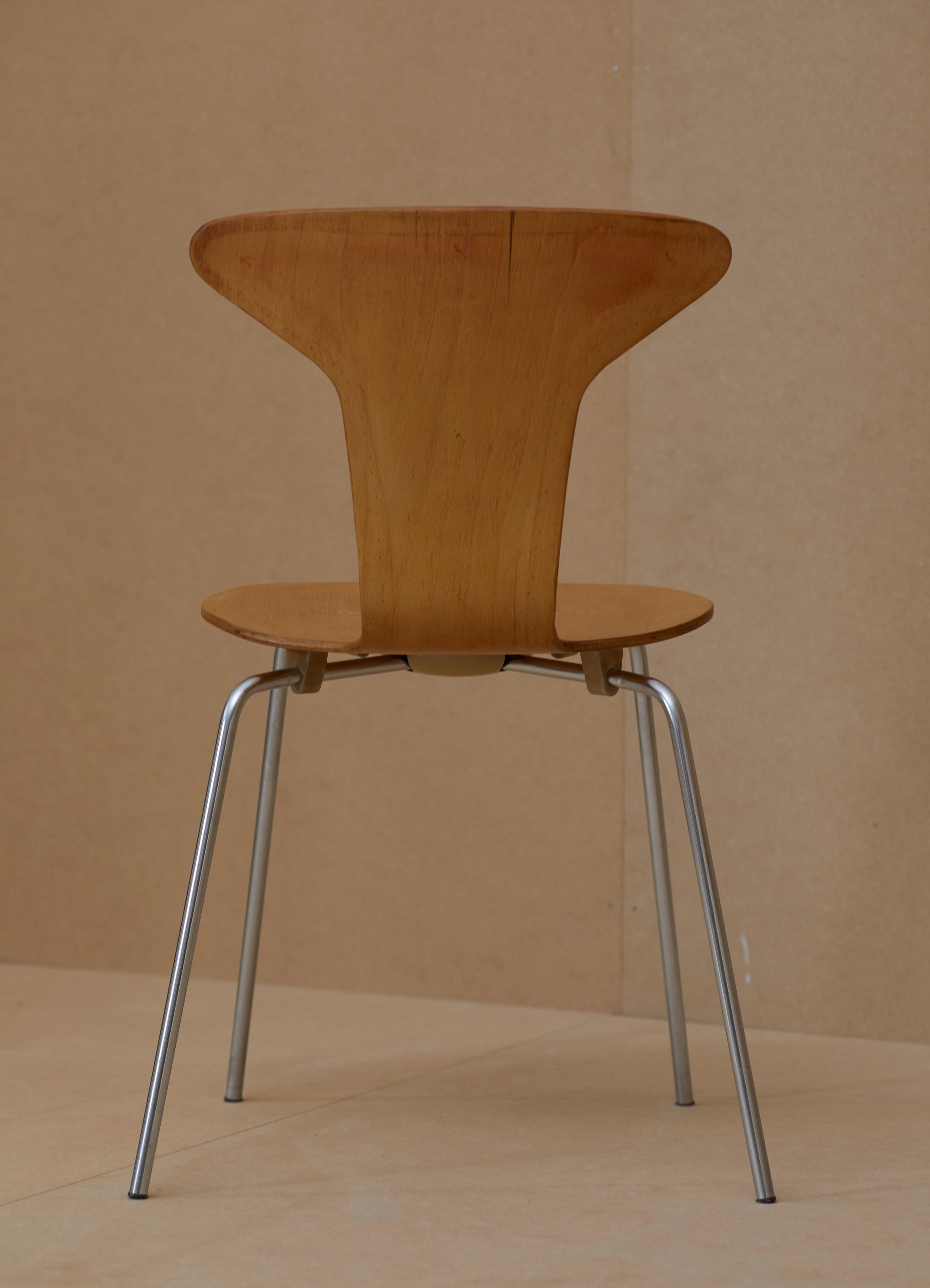 Ensemble de deux chaises Mosquito 3105 par Arne Jacobsen pour Fritz Hansen circa 1969 en vente 1