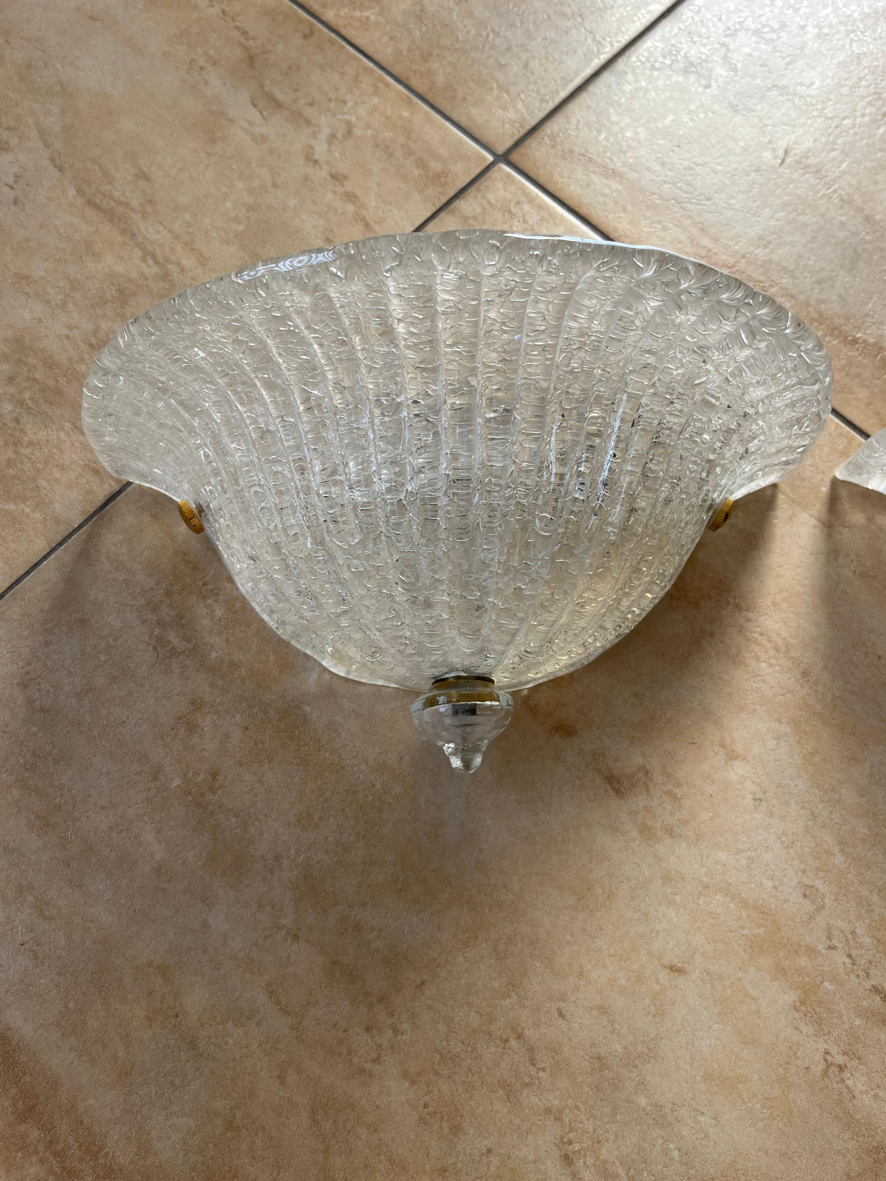 Fine XX secolo Set di due lampade da parete in vetro di Murano attribuite a Barovier&Toso, anni '70 in vendita