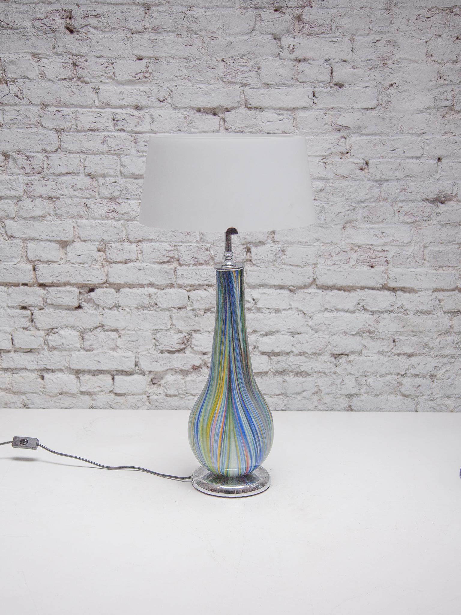 Set of Two Murano Multi Colored Opaline Table Lamps designed by Barbini, 1980s In Good Condition For Sale In Antwerp, BE