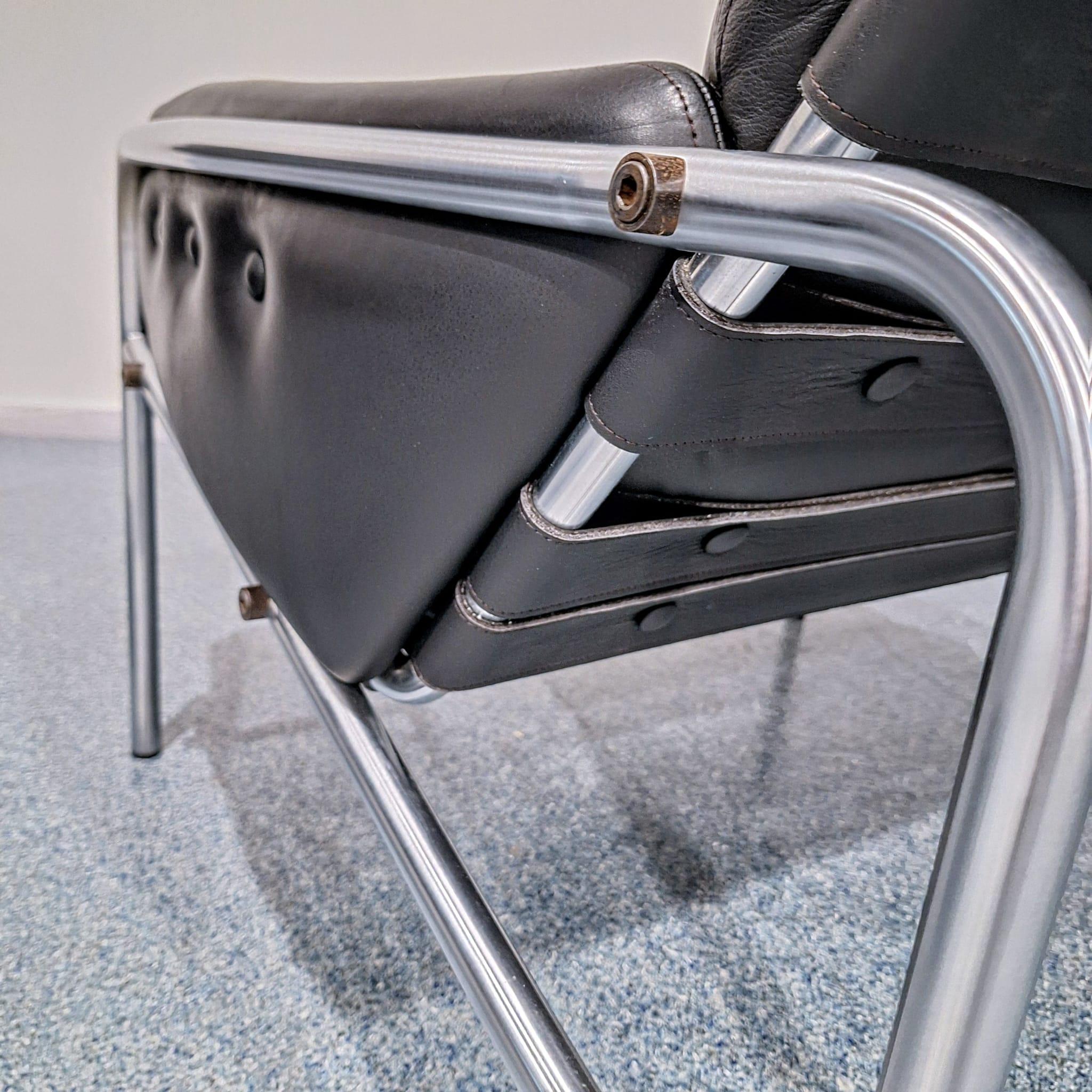 Set of two Nagoya chairs 