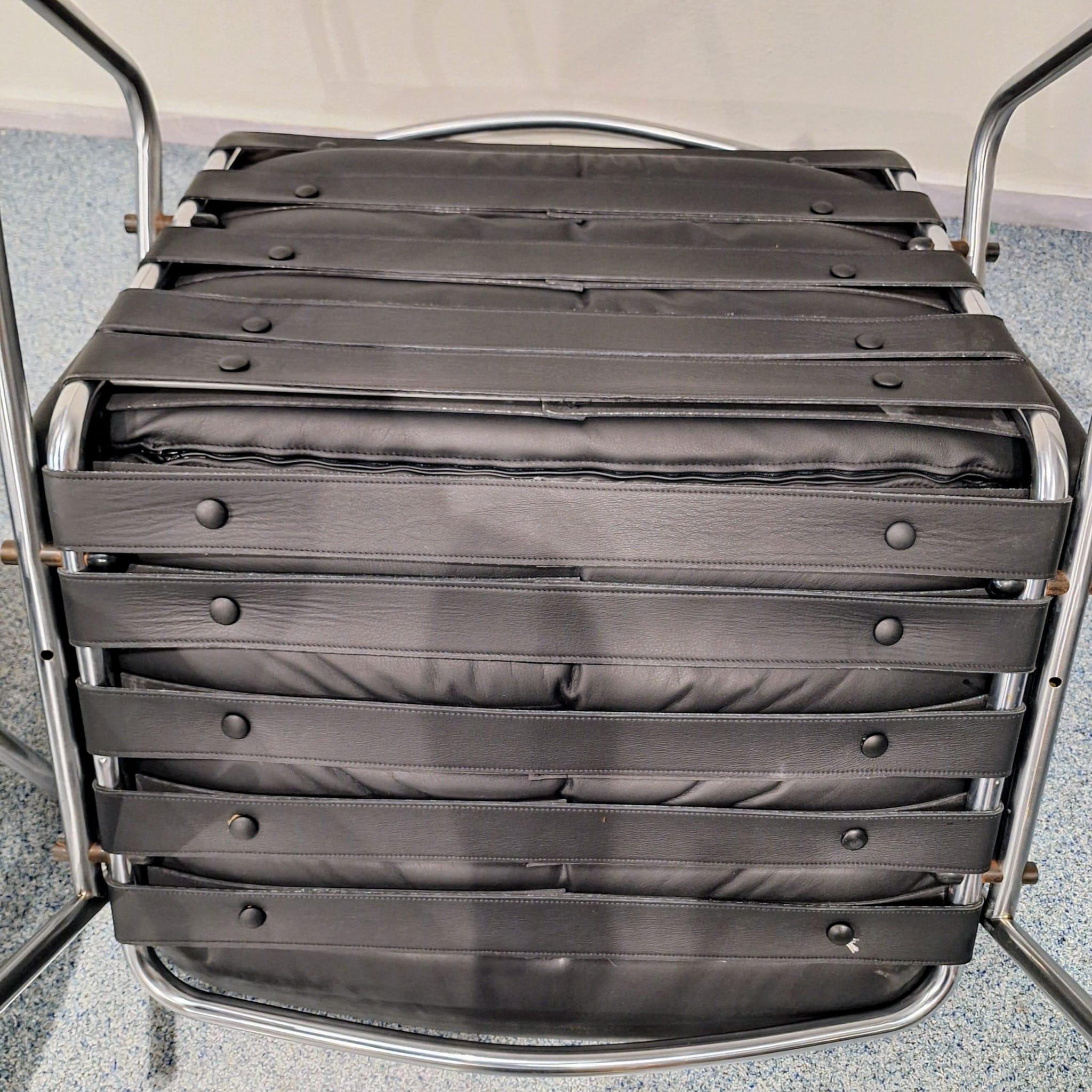 Metal Set of two Nagoya chairs 