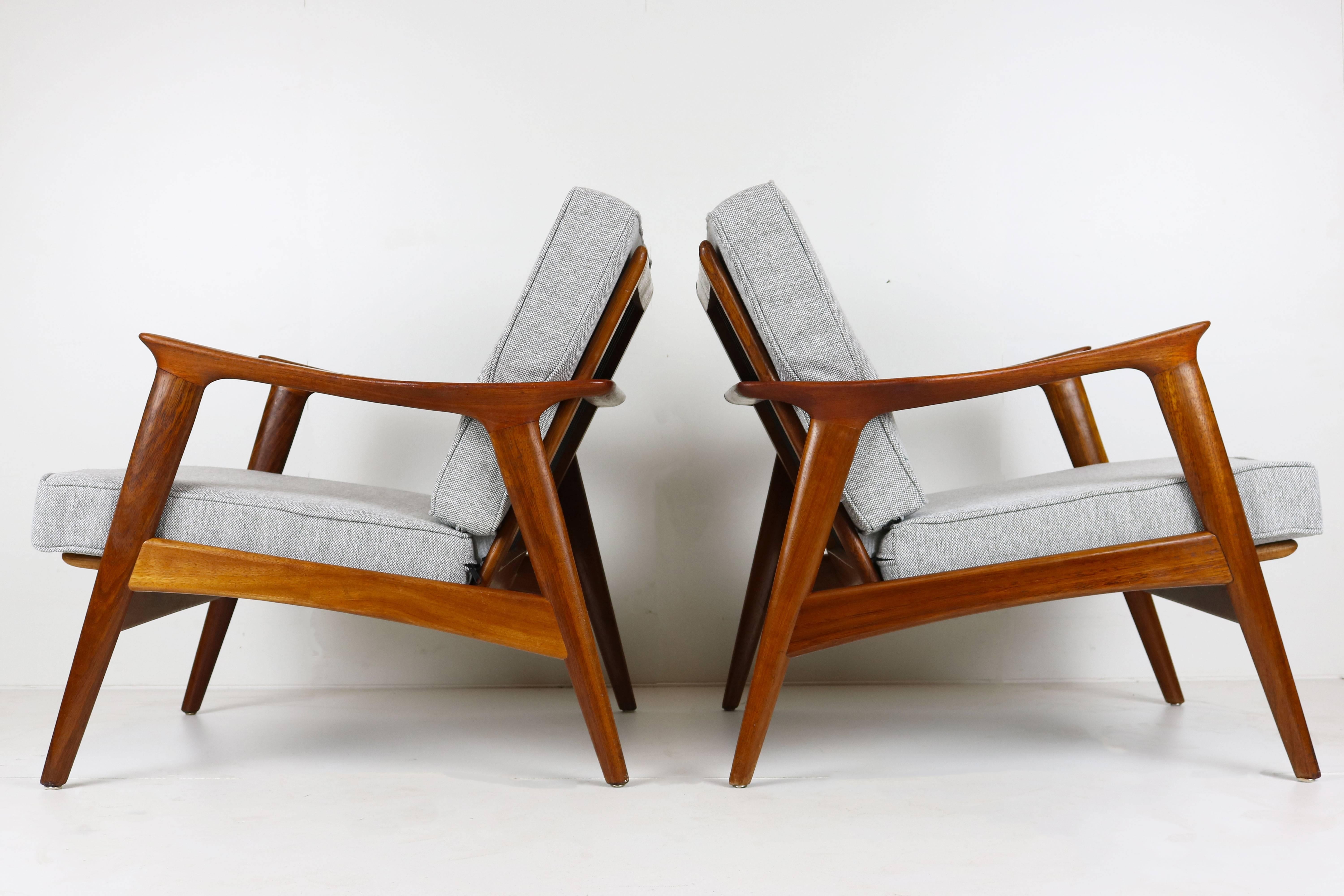 Set of Two Norwegian Midcentury Design Lounge Chairs by Fredrik Kayser, 1950 8