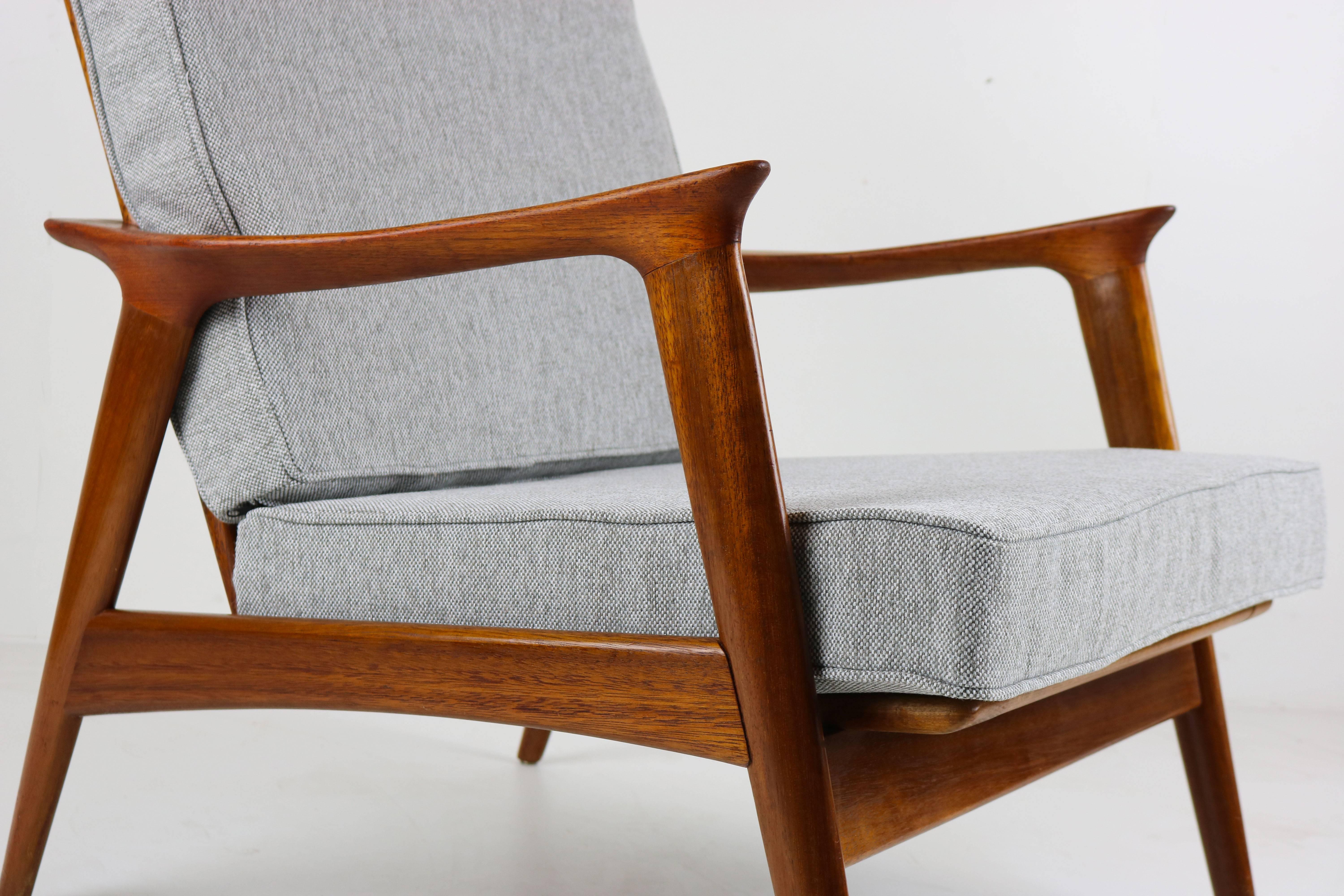 Set of Two Norwegian Midcentury Design Lounge Chairs by Fredrik Kayser, 1950 9
