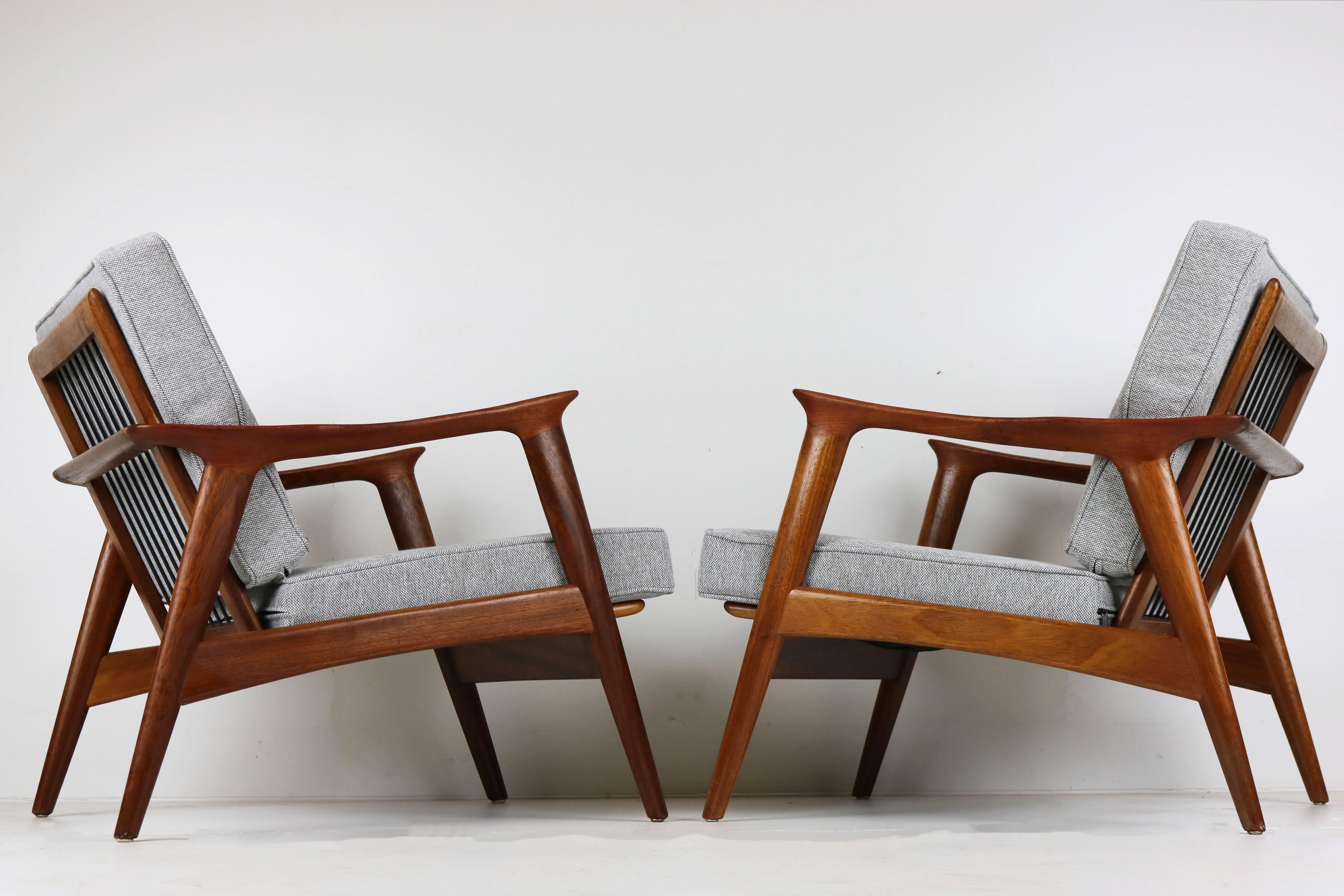 Set of Two Norwegian Midcentury Design Lounge Chairs by Fredrik Kayser, 1950 1