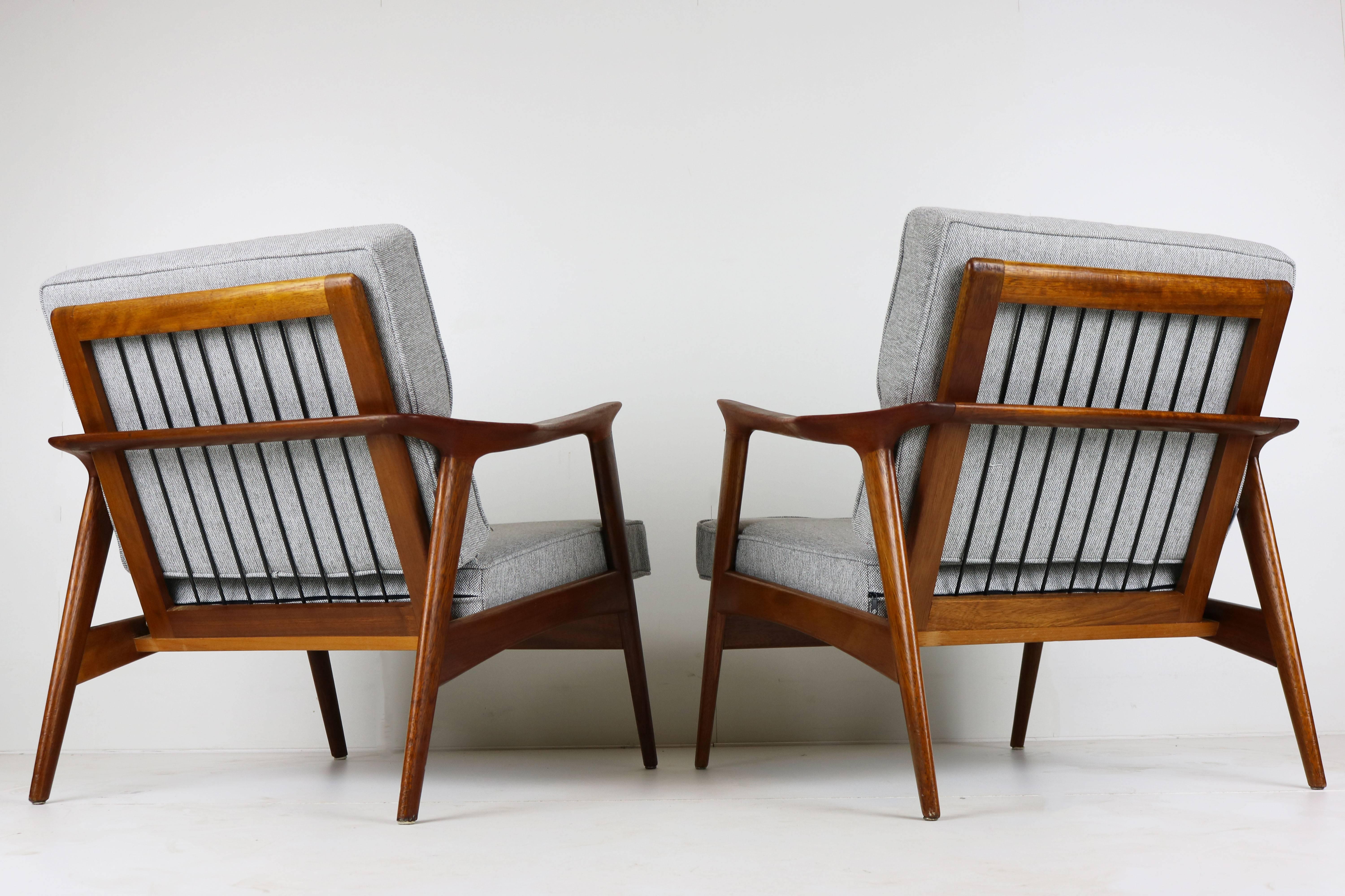 Set of Two Norwegian Midcentury Design Lounge Chairs by Fredrik Kayser, 1950 3