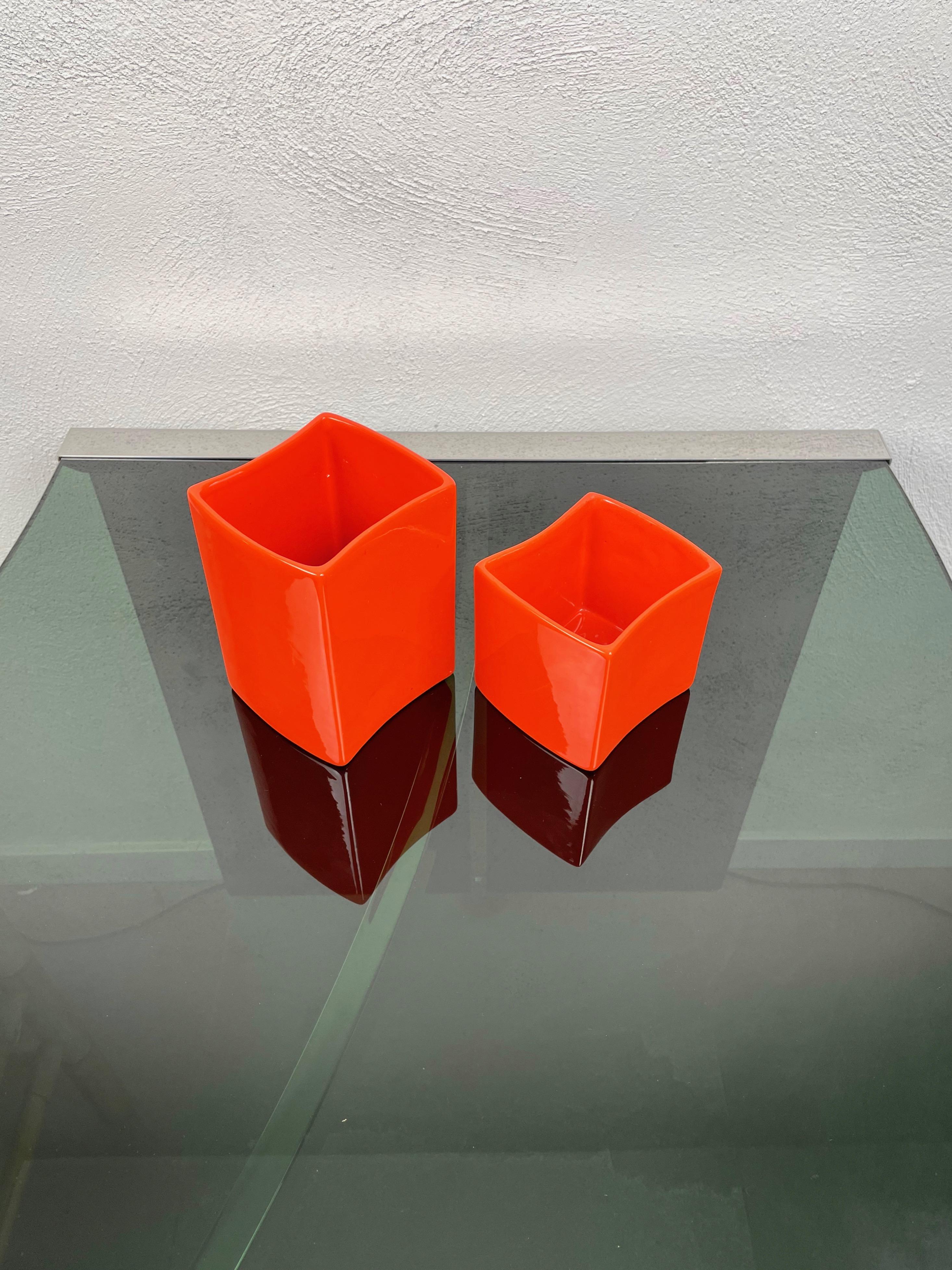 Late 20th Century Set of Two Orange Ceramics Vase Franco Bettonica for Gabbianelli, Italy, 1970s For Sale