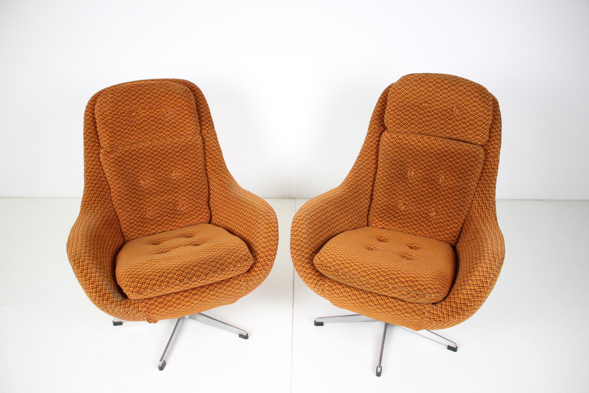 Mid-Century Modern Set of Two Orange Wing Chairs/ Interiér Praha, Czechoslovakia