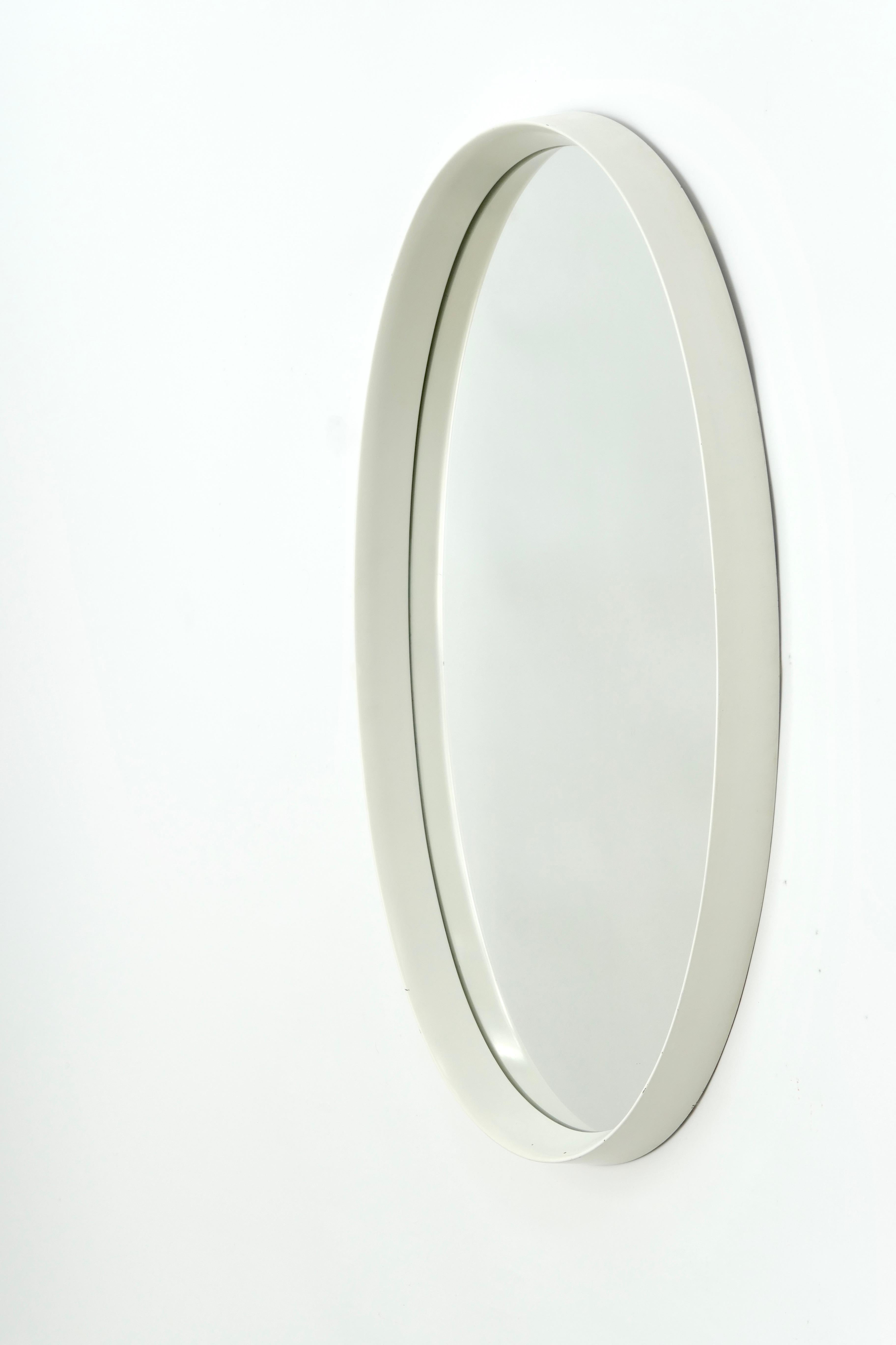 Late 20th Century Set of Two Oval Mirrors with a Wood White Lacquered Frame, Germany, 1970s