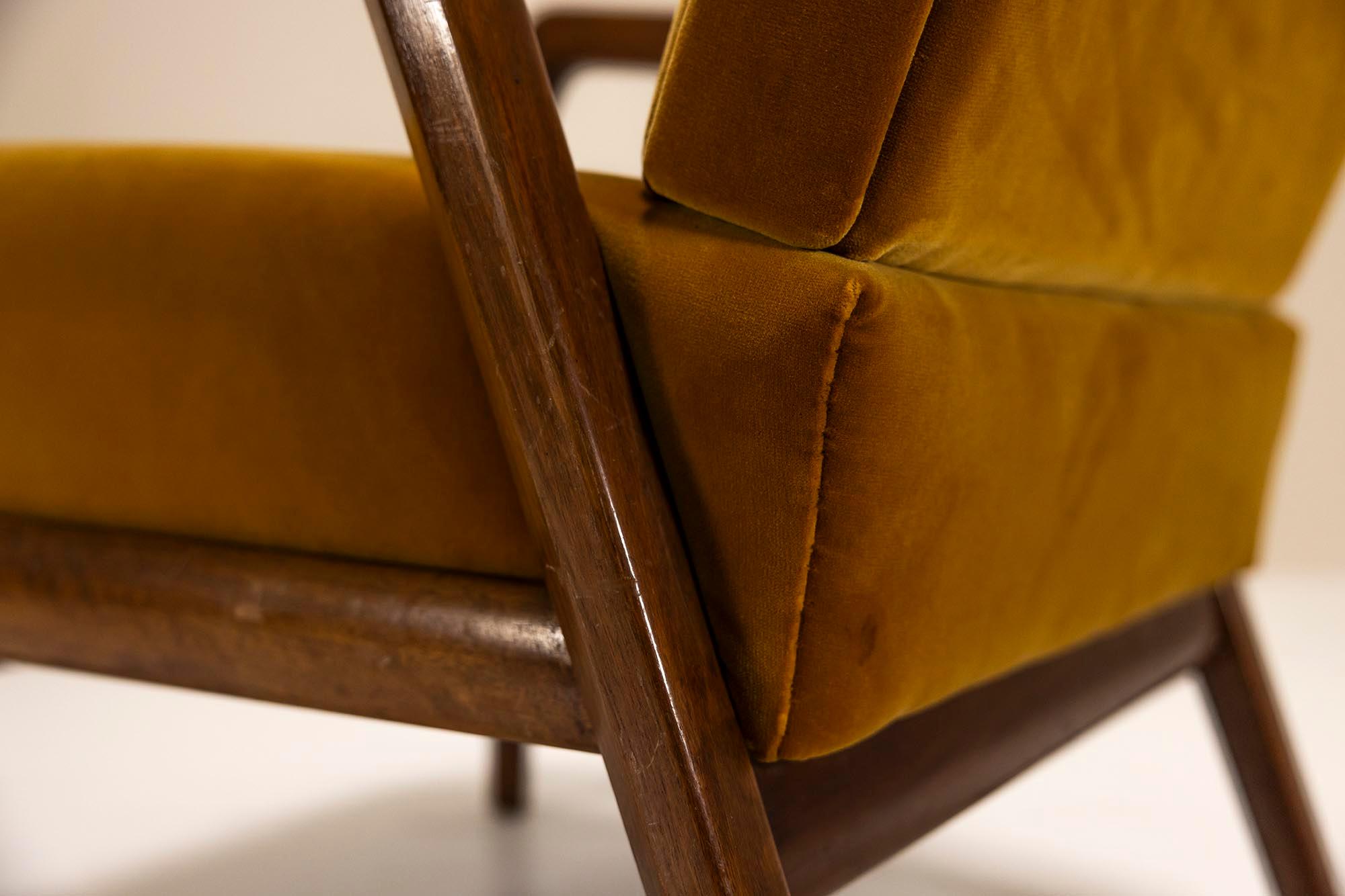 Ensemble de deux chaises longues P 30 en ocre d'Osvaldo Borsani pour Tecno, 1952 en vente 10