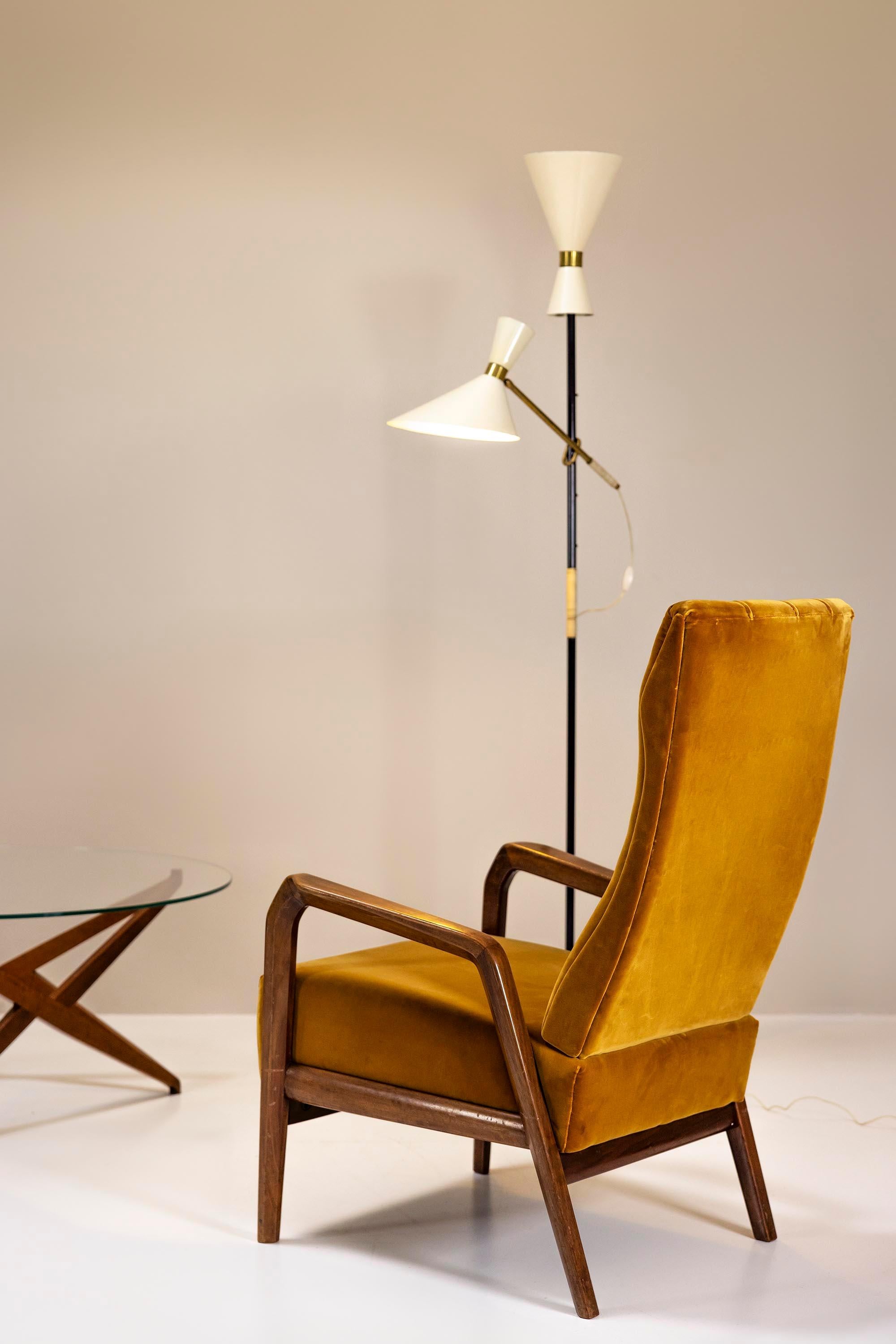 Milieu du XXe siècle Ensemble de deux chaises longues P 30 en ocre d'Osvaldo Borsani pour Tecno, 1952 en vente