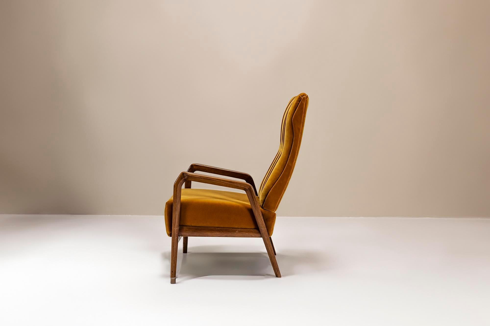 Ensemble de deux chaises longues P 30 en ocre d'Osvaldo Borsani pour Tecno, 1952 en vente 2